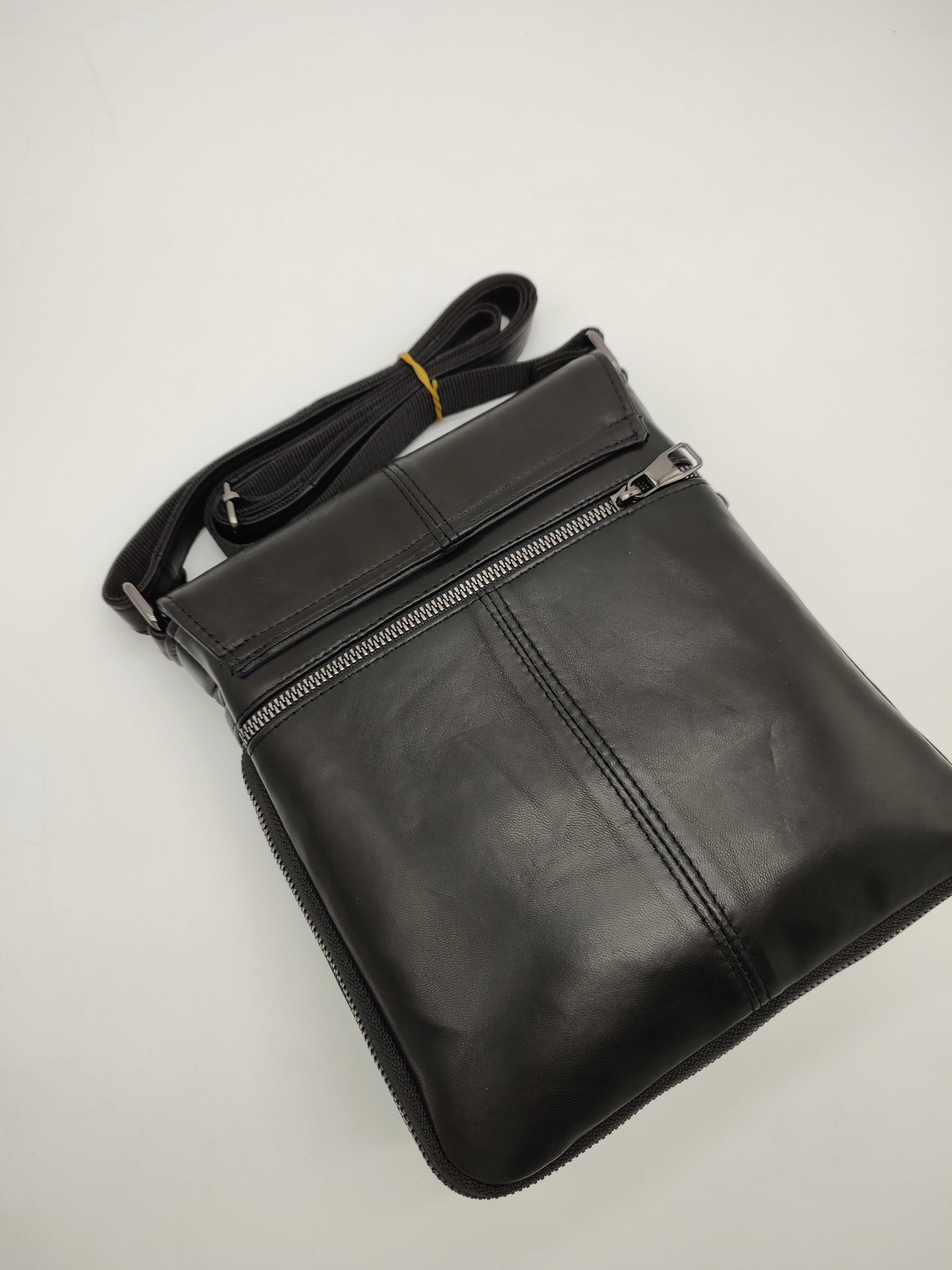 Altı Körüklü Erkek Deri Omuz Çantası