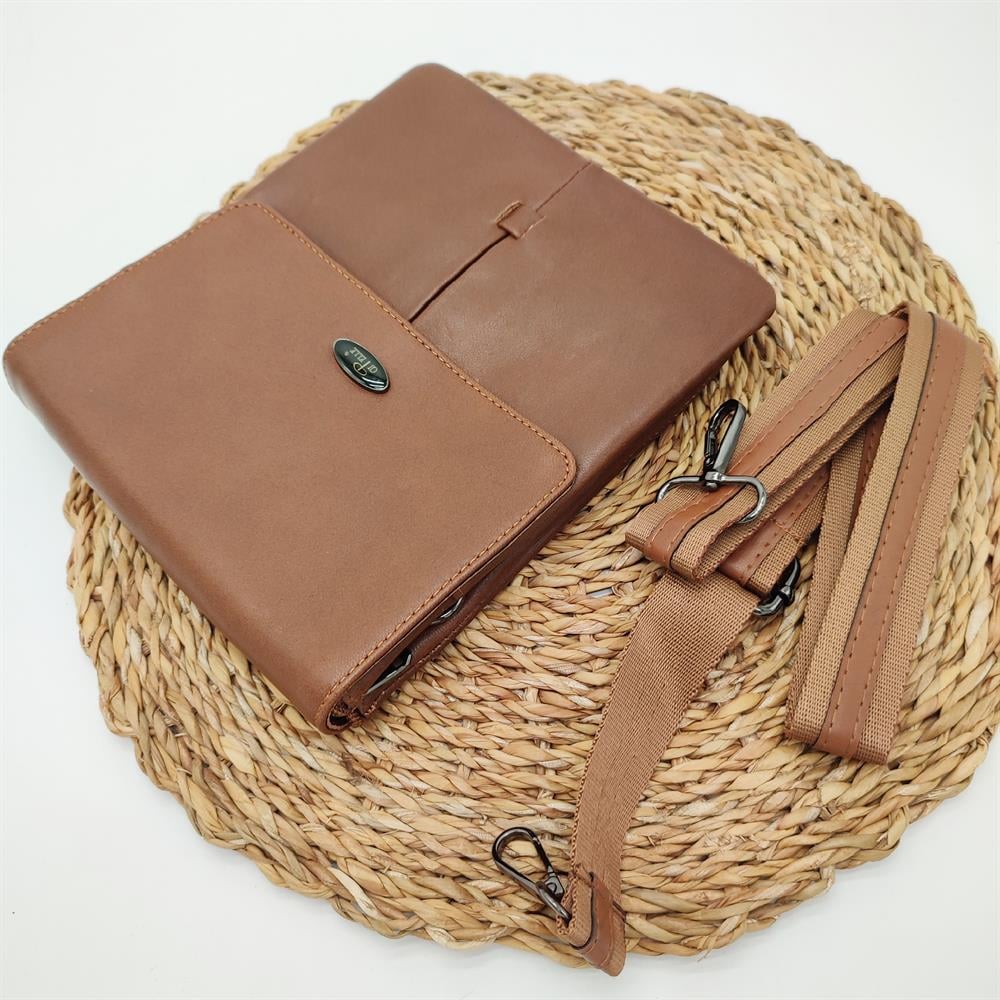 Deri El Çantası Çizgi Detaylı