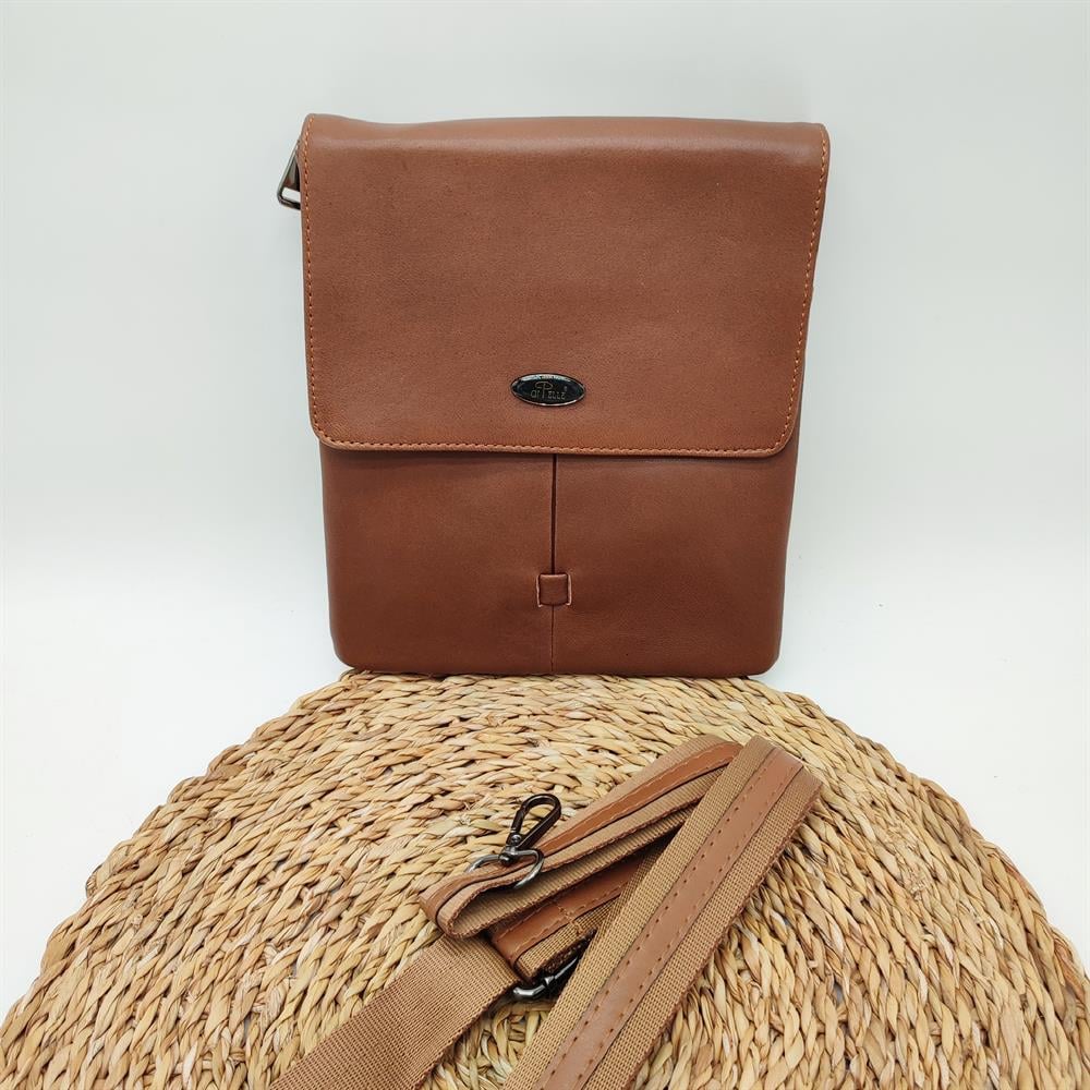 Deri El Çantası Çizgi Detaylı