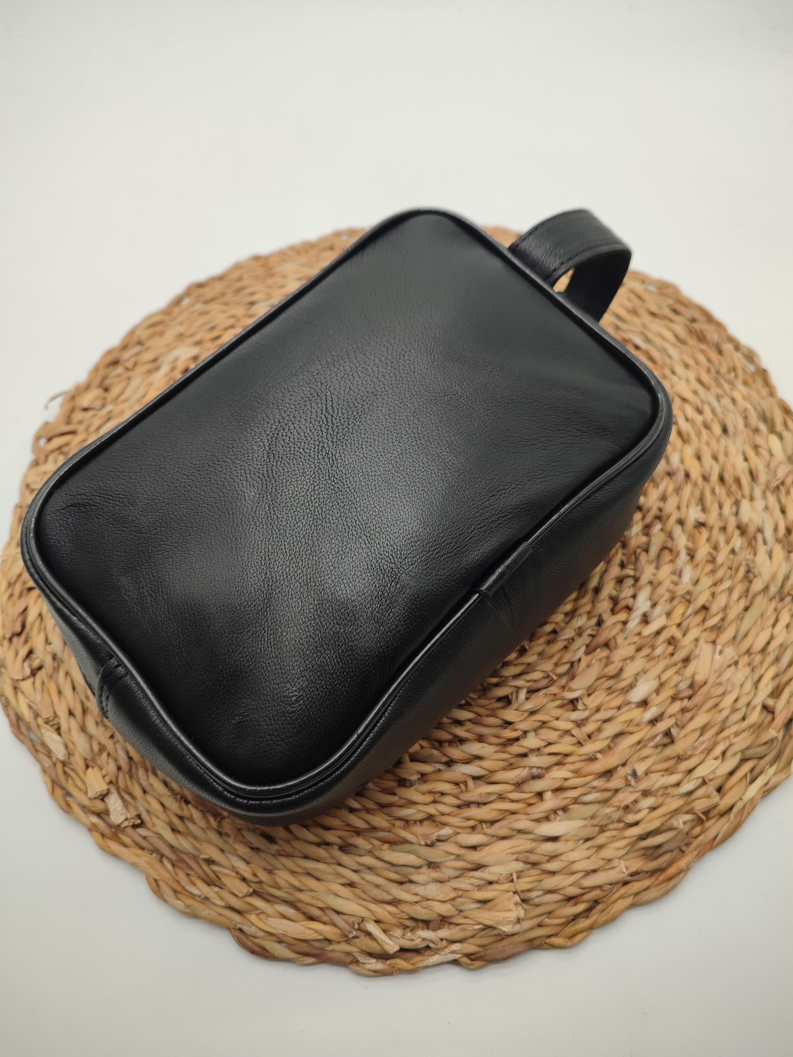 Deri  El Tutma Çantası Siyah Renk 