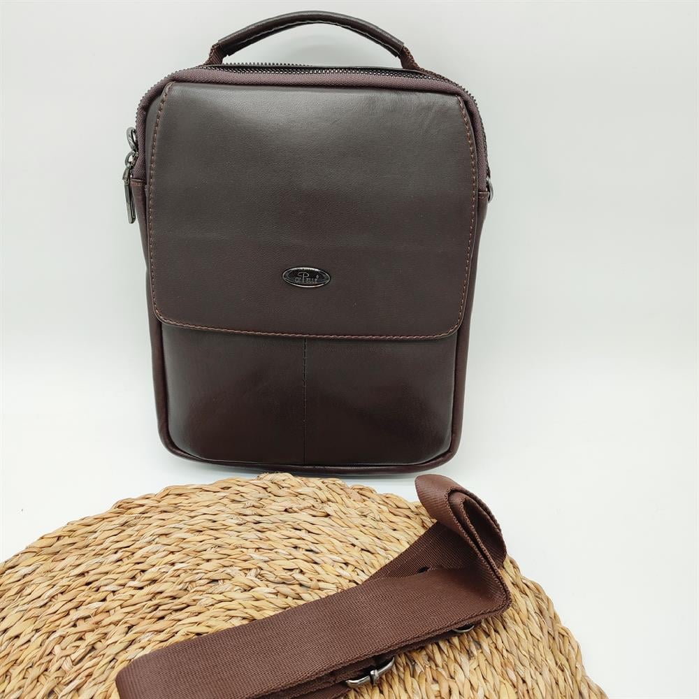 El Tutma Saplı Kapaklı El Çantası