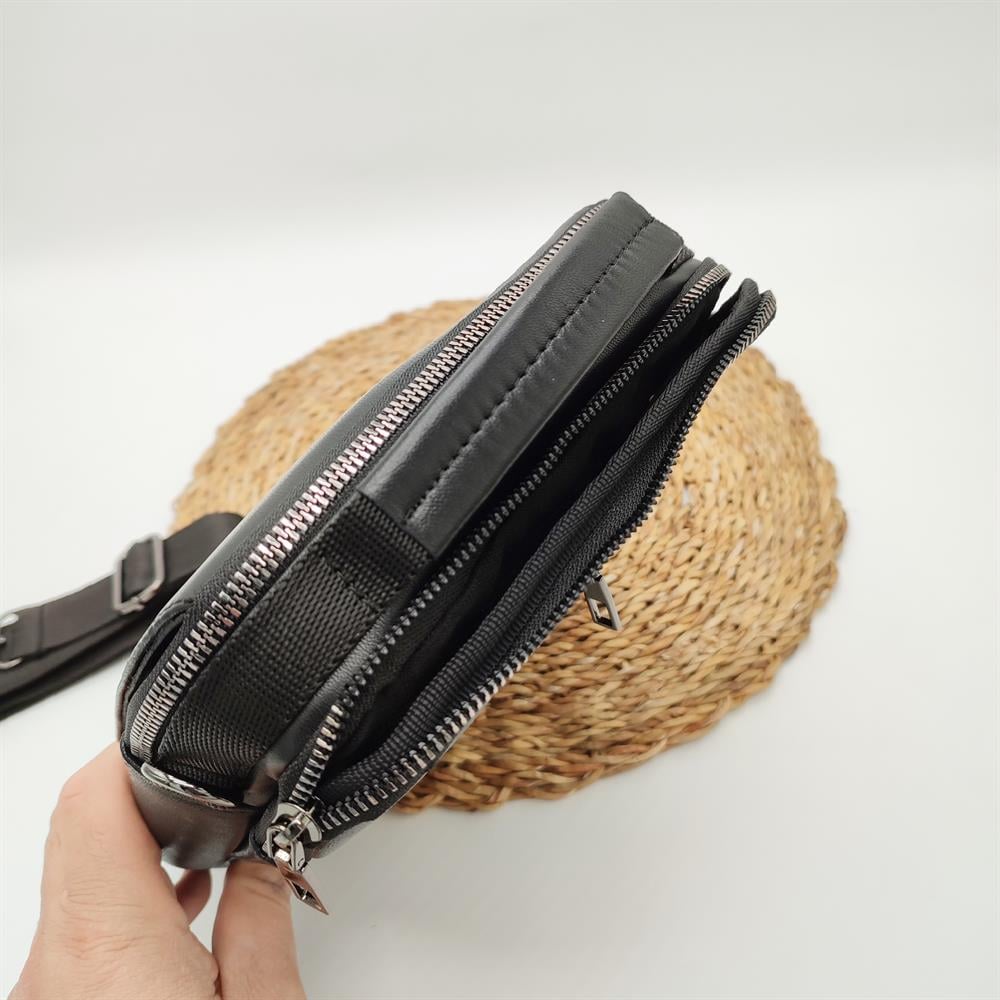 El Tutma Saplı Kapaklı El Çantası