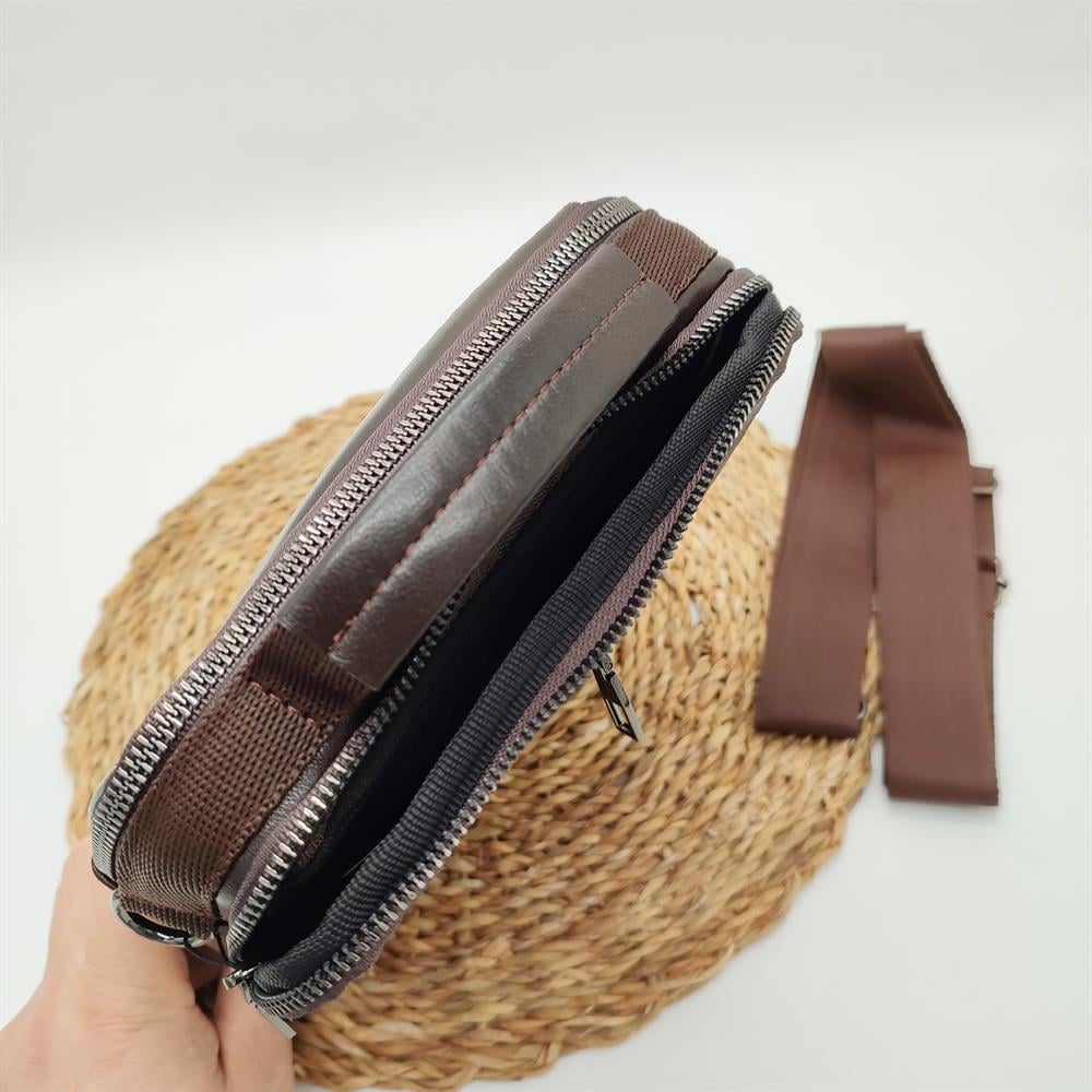 El Tutma Saplı Kapaklı El Çantası