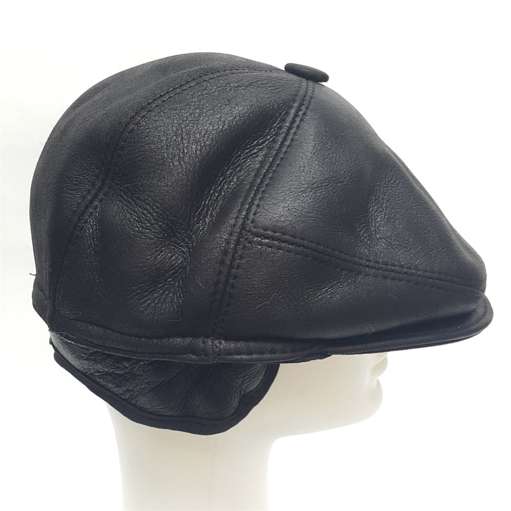 İçi Kürklü Deri Kasket Siyah Renk