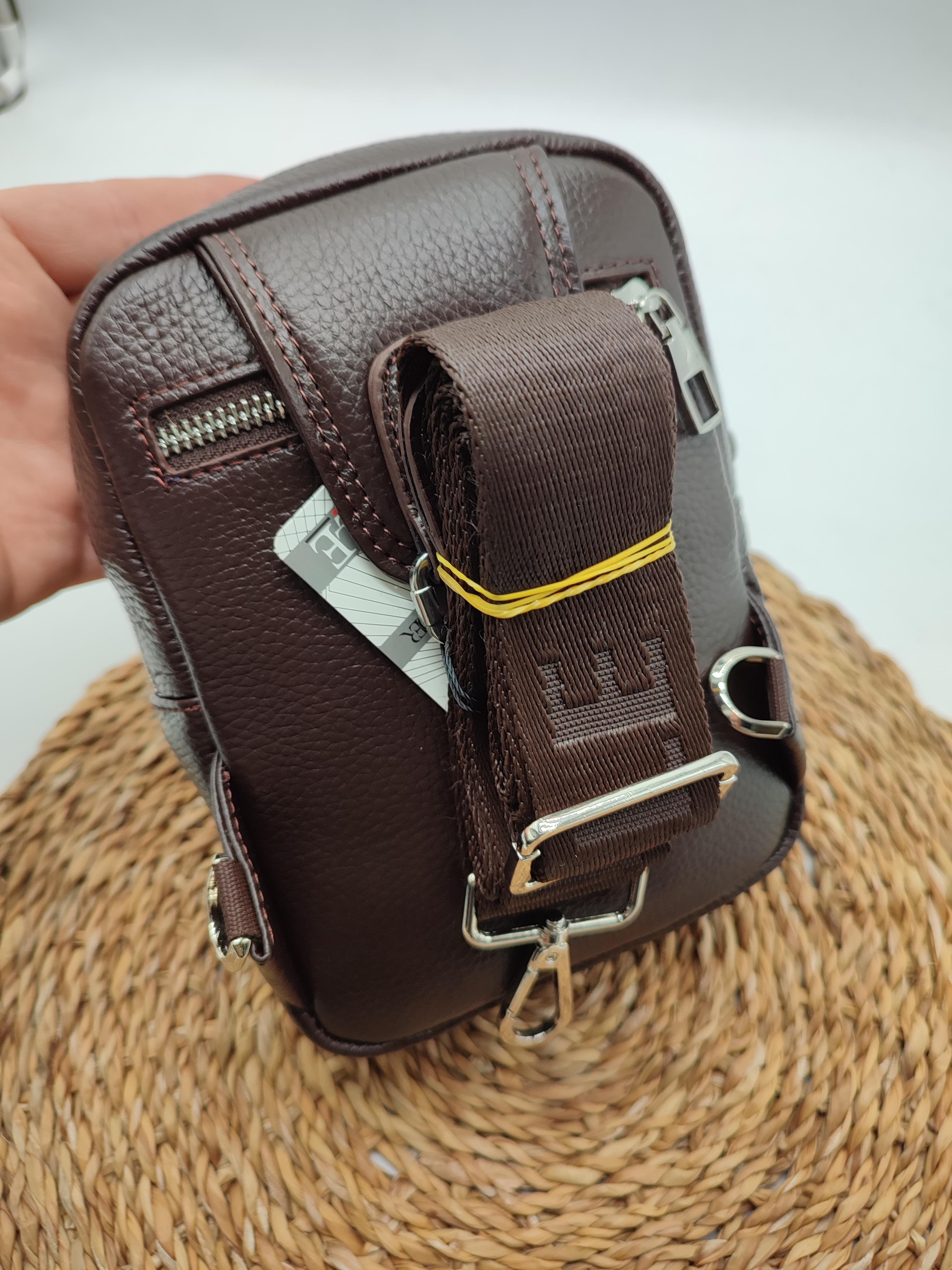 Kahve Renk Küçük Boy Deri Göğüs Çantası