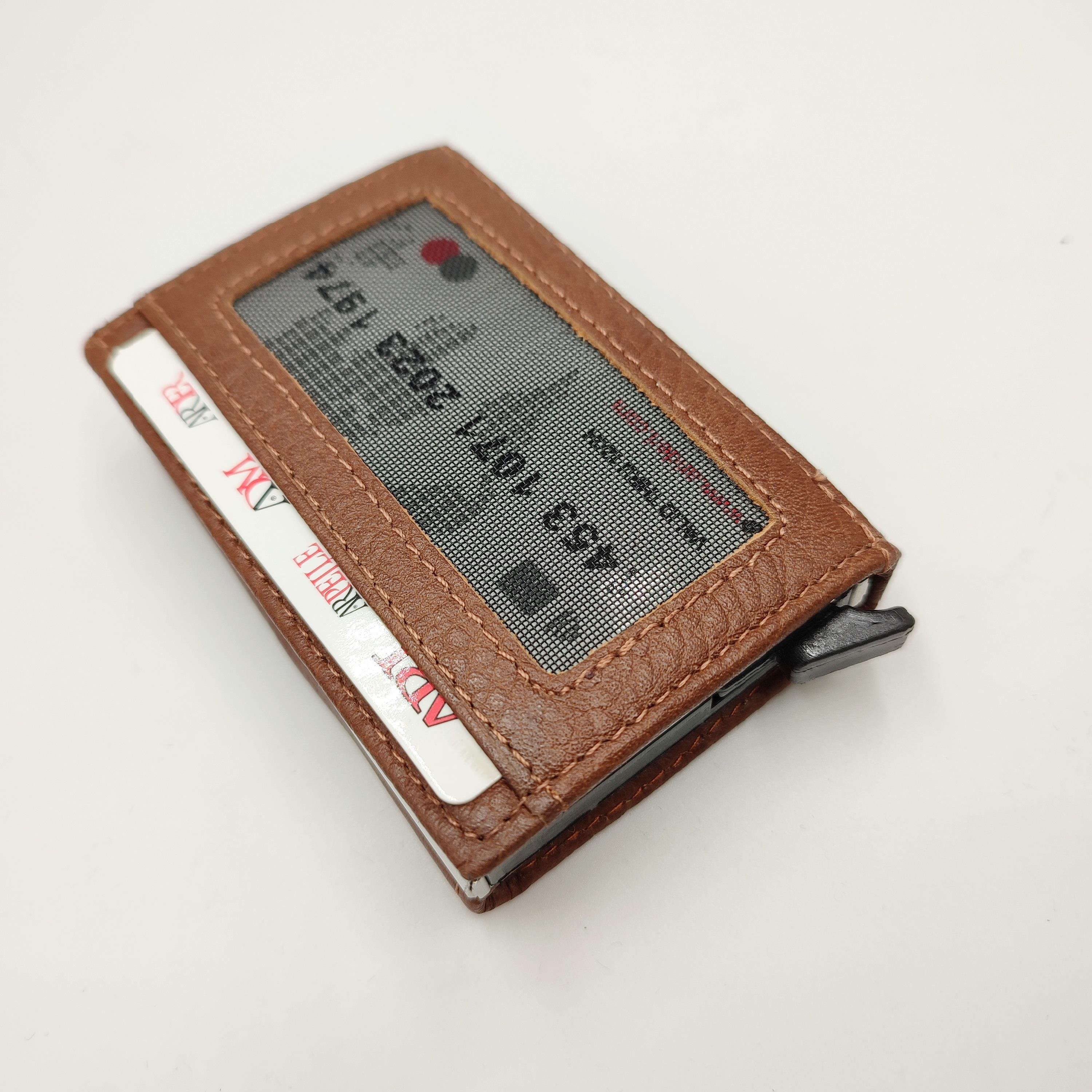 Kartlık Bölmeli Mekanizmalı Cüzdan 