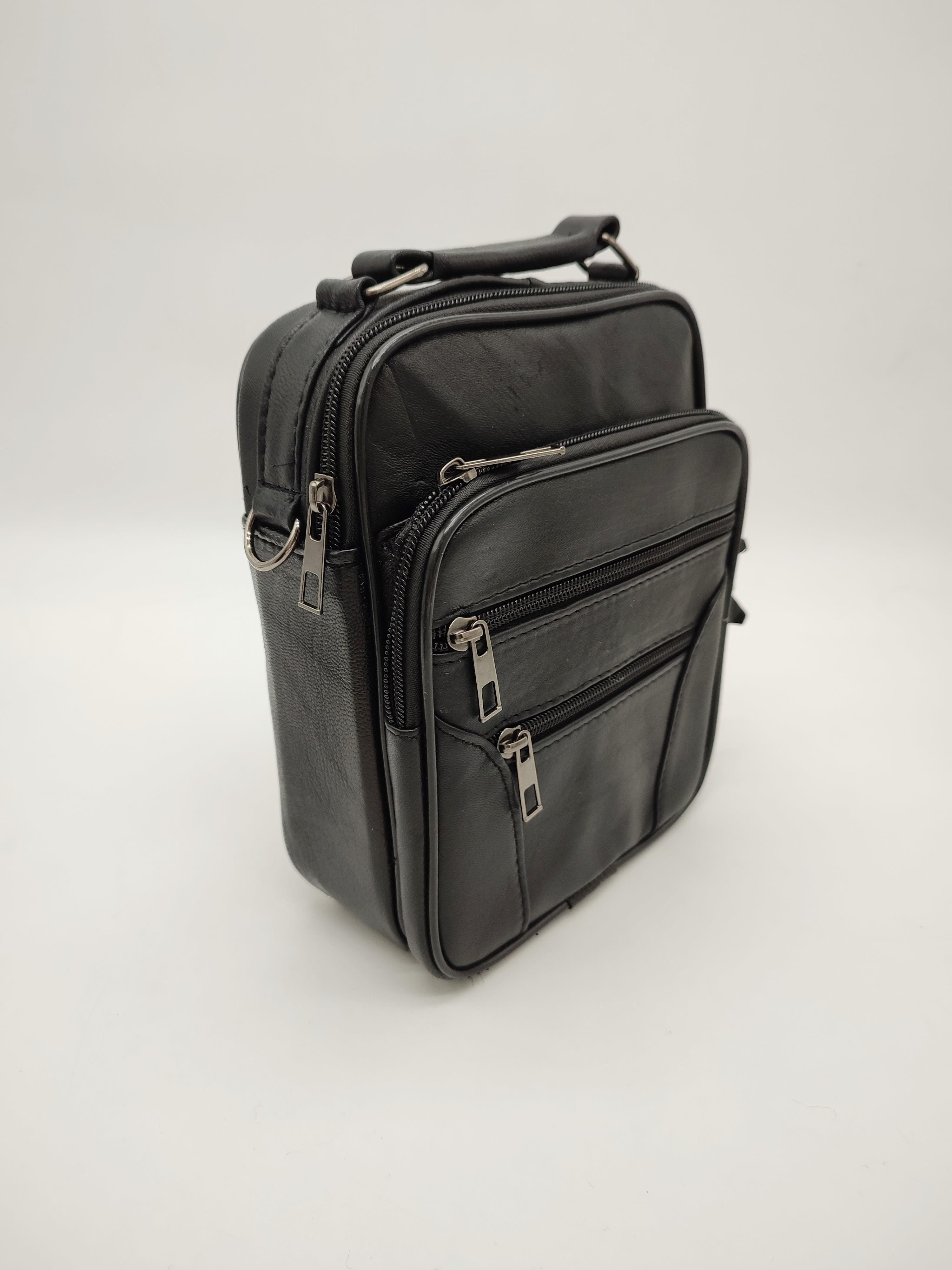 Kasasız Model  Orta Boy Deri El Çantası 