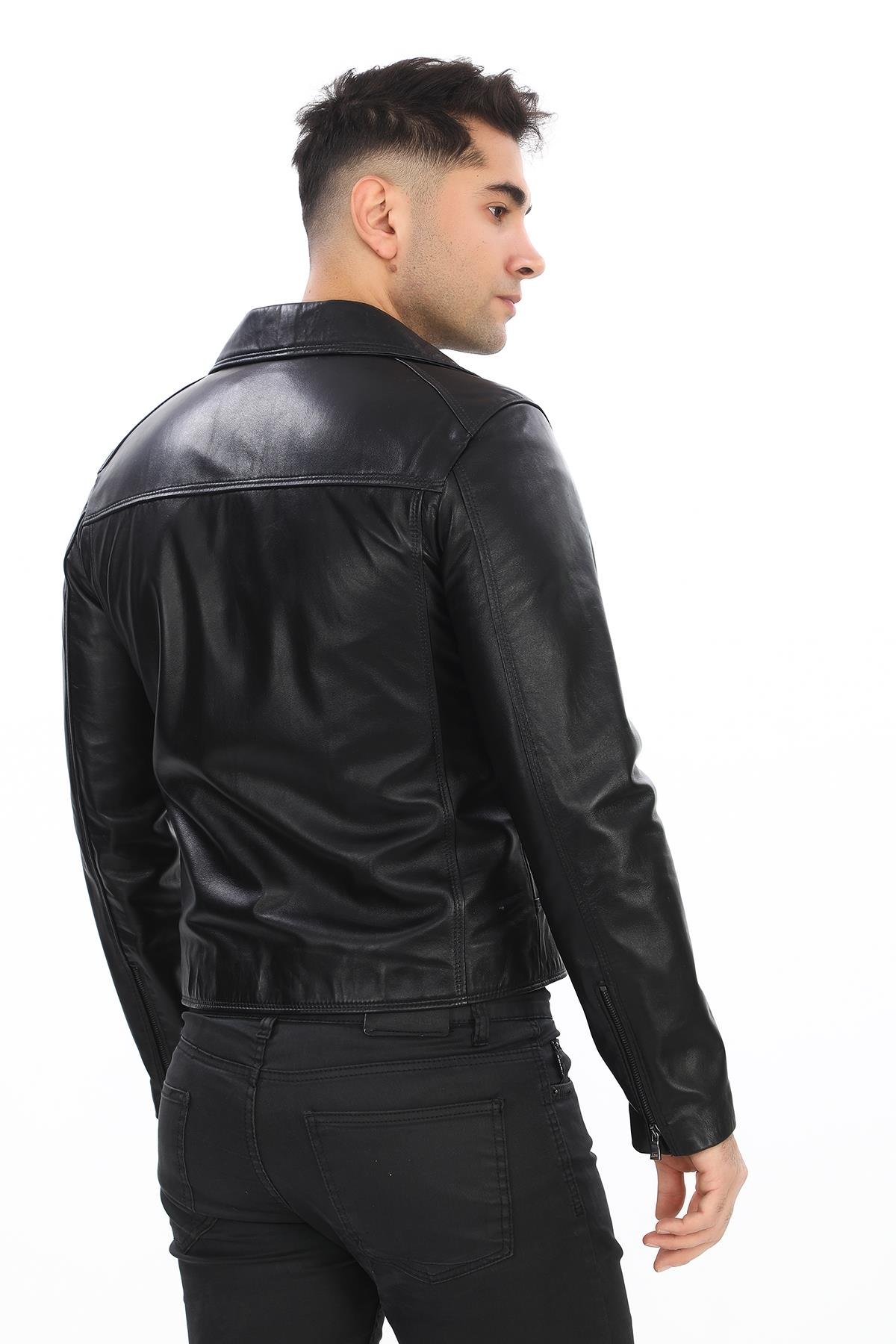 Kruvaze Yaka Fit Kesim Erkek Spor Mont