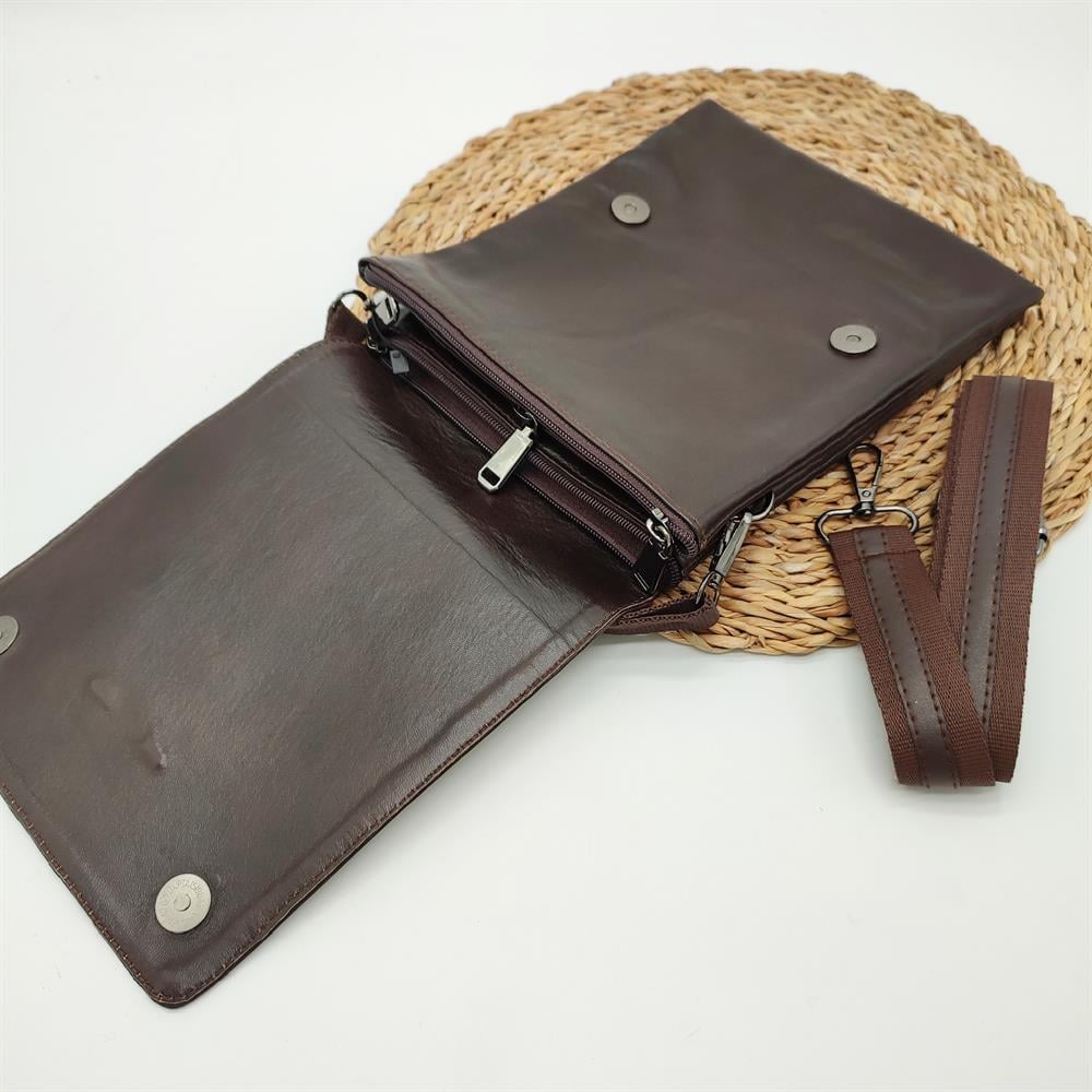 Mıknatıs Kapaklı Deri El Çantası