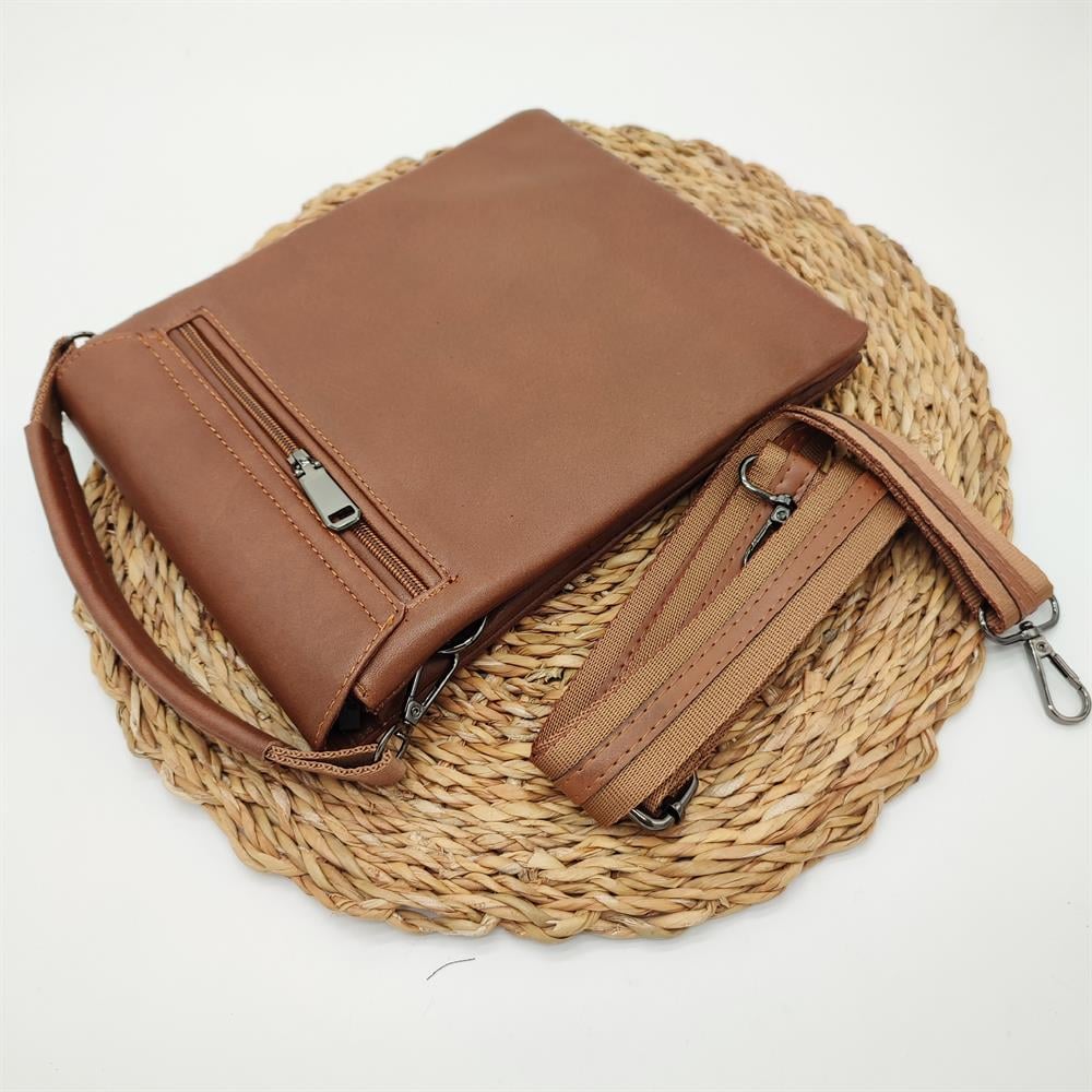 Mıknatıs Kapaklı Deri El Çantası