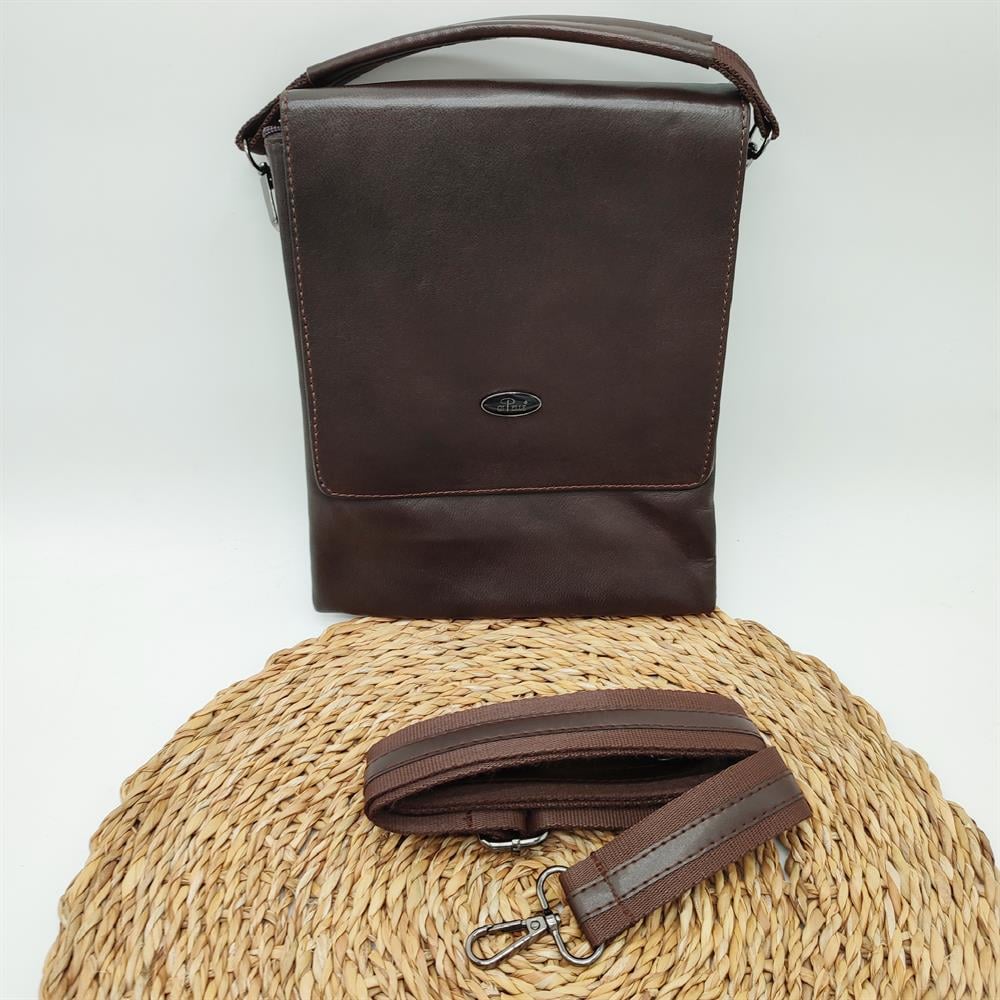 Mıknatıs Kapaklı Deri El Çantası