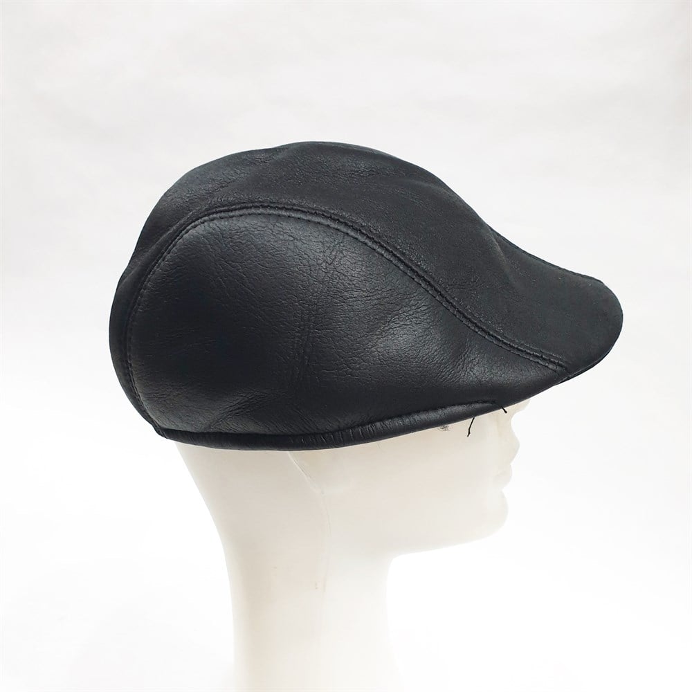 Ördek Model Deri Kürk Kasket Siyah Renk 