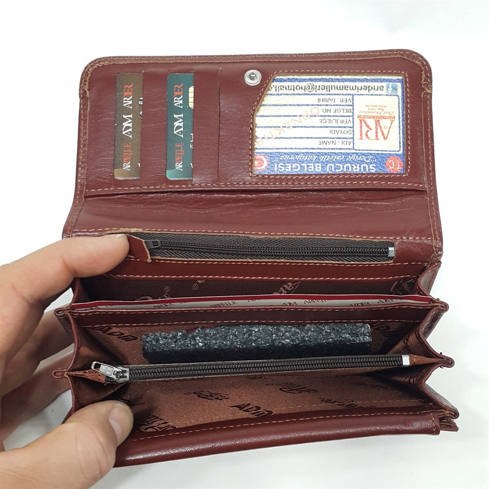 Orta Boy Ekstra Para Bölmeli Yatay Model Siyah-Taba-Kahve Renklerde Bayan Cüzdan