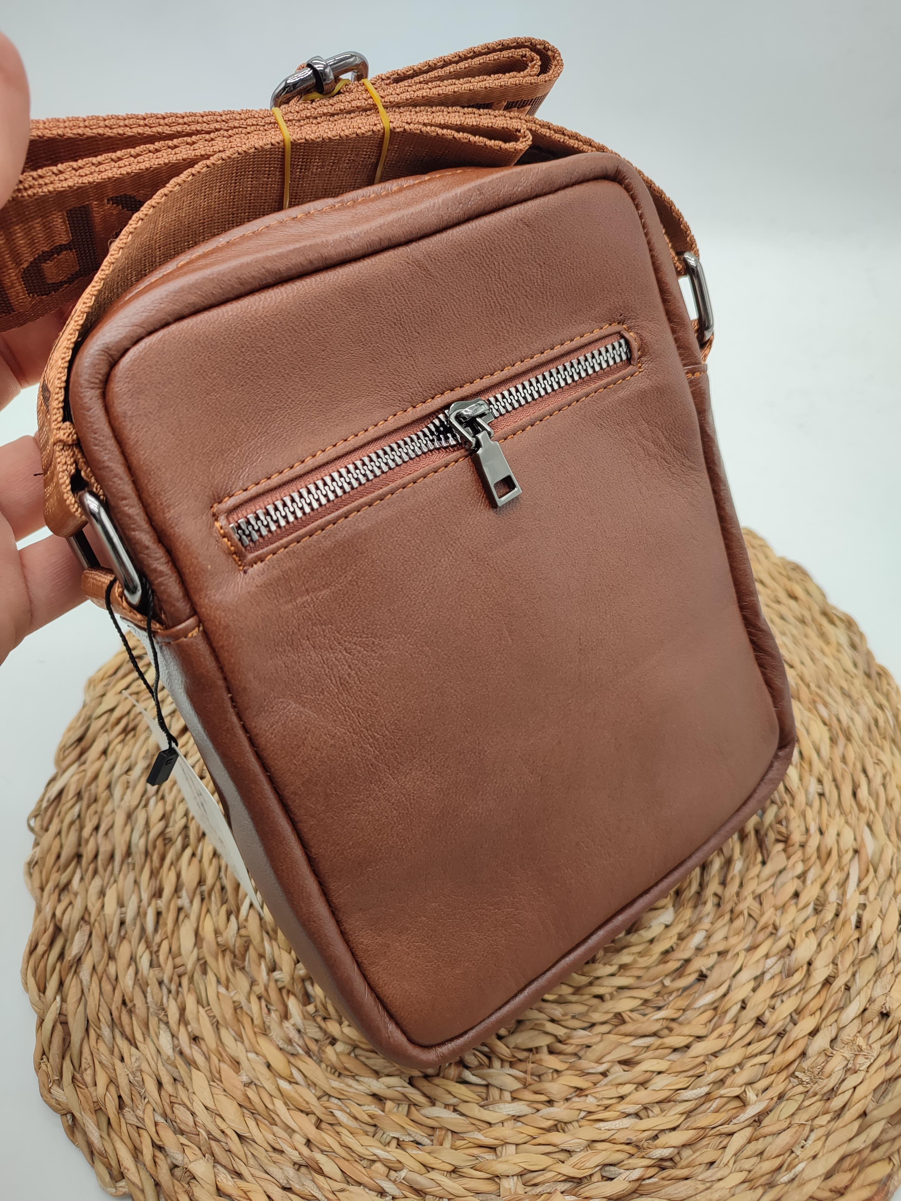 Sabit Askılı Deri Göğüs Ve Kol Çantası Taba Renk