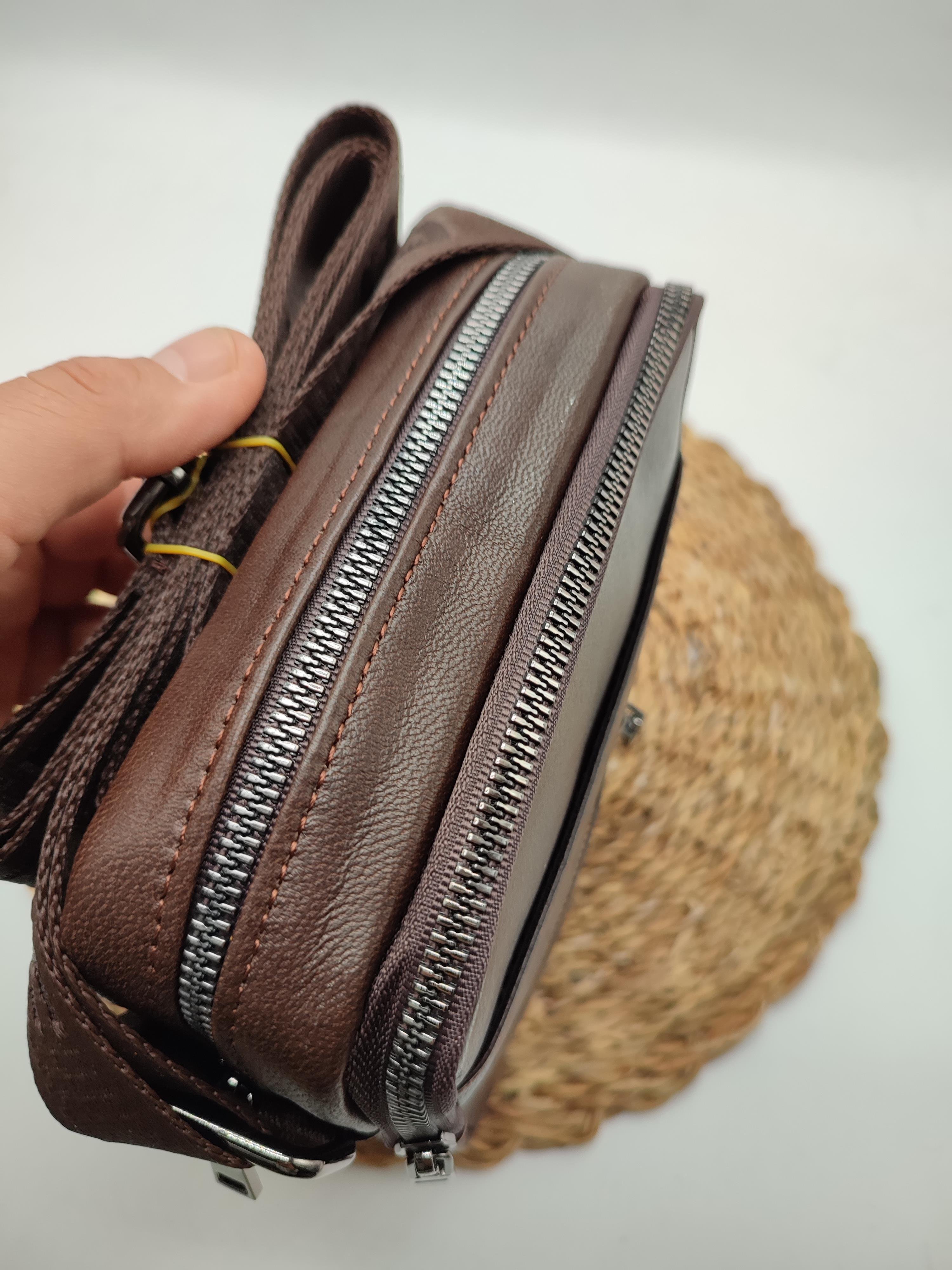 Sabit Askılı Deri Göğüs Ve Kol Çantası Kahve Renk