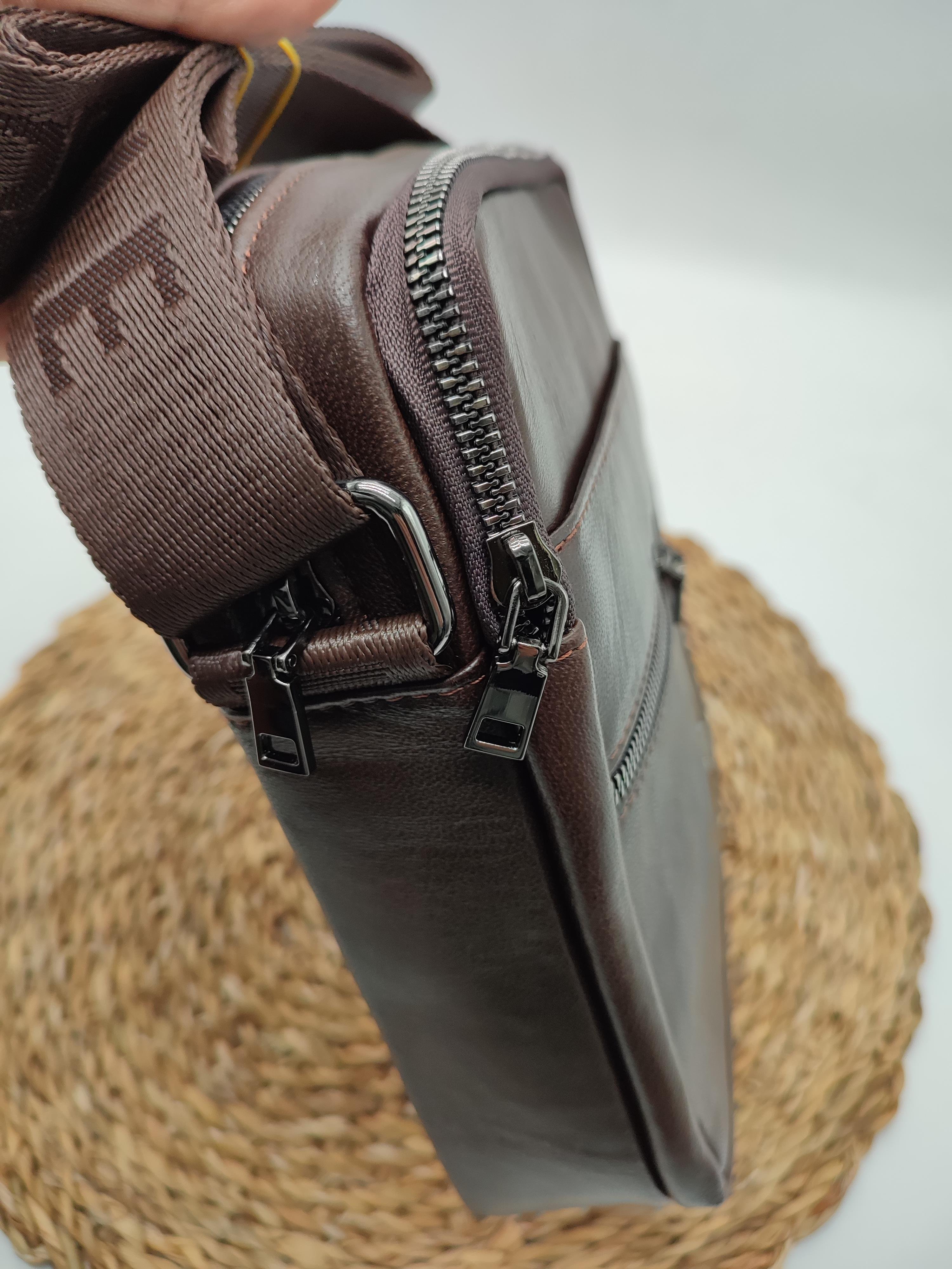 Sabit Askılı Deri Göğüs Ve Kol Çantası Kahve Renk