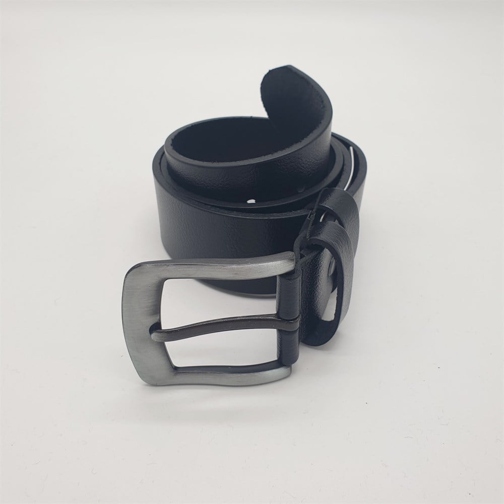 Sade Kaliteli Deri Siyah Renk Beyaz Tokalı Spor Kot Kemeri