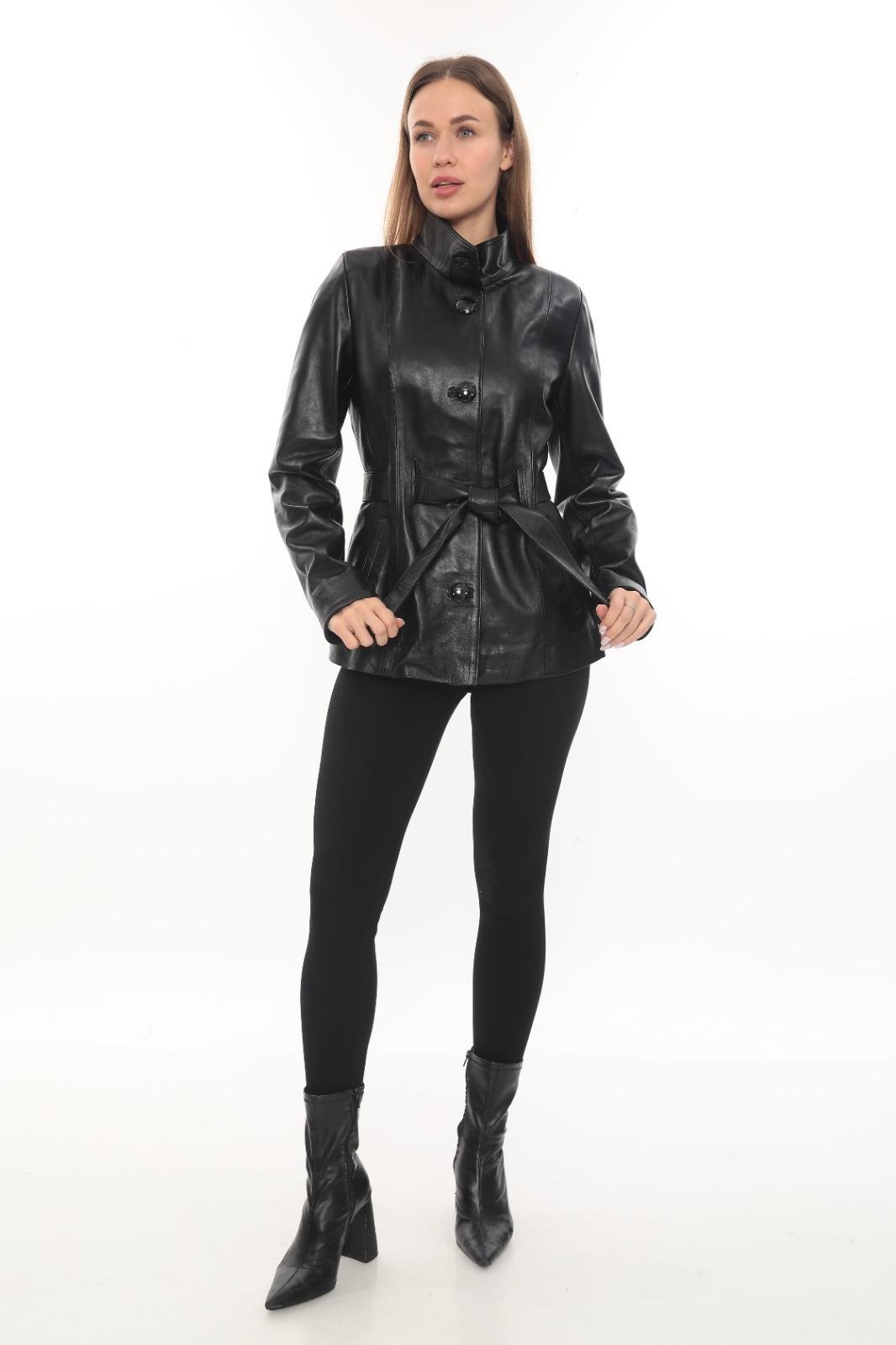 Şık Tasarımlı Kemerli Kadın Deri Ceket 