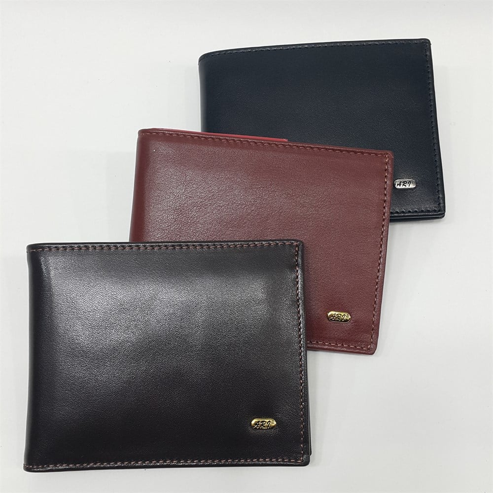 Siyah-Kahve-Taba Renk Kartlık, Kimlik, Ehliyet Ve Bozuk Para Bölmeli Yatay Deri Cüzdan