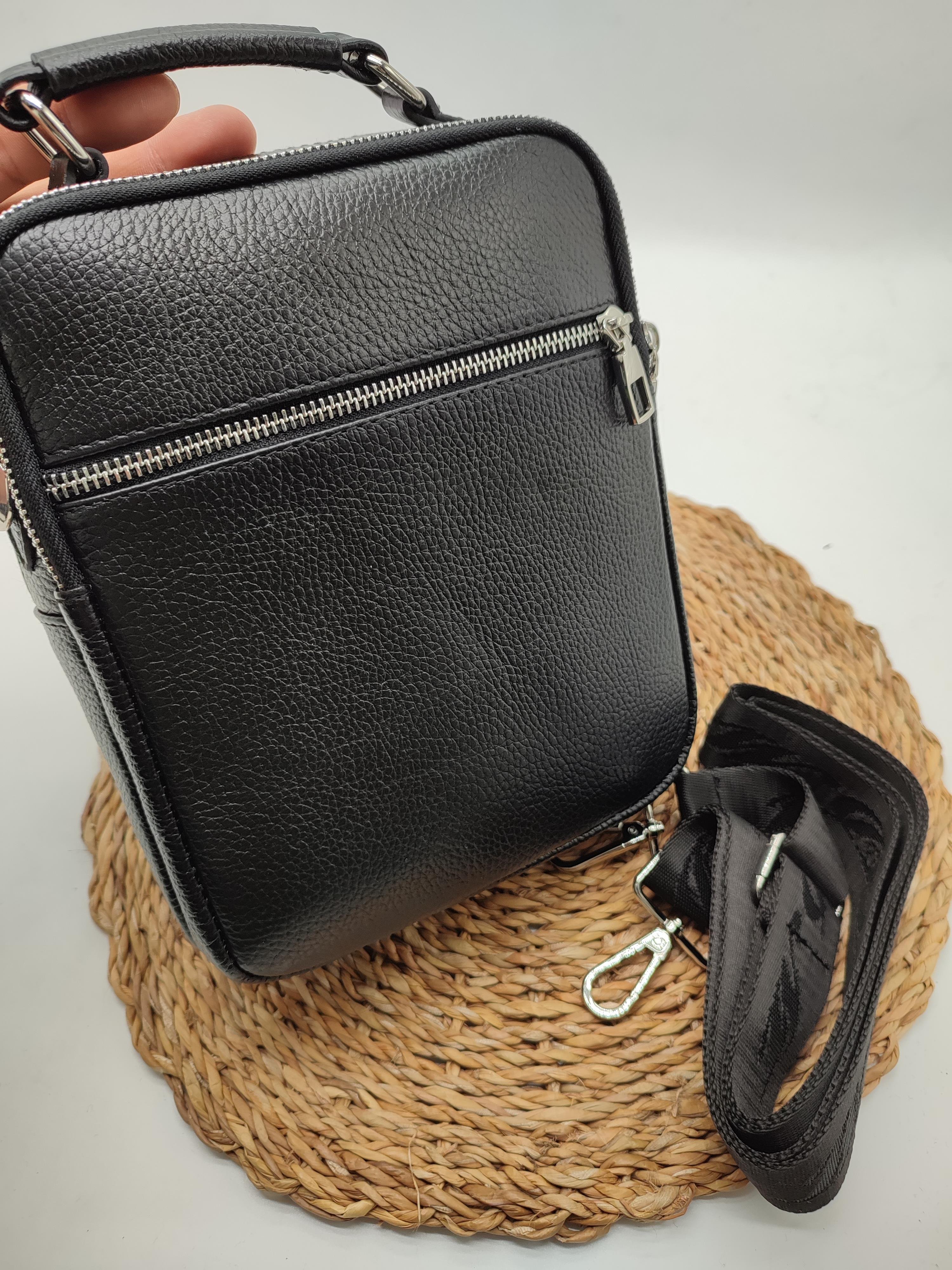 Siyah Renk Büyük Boy Deri El ve Omuz Çantası