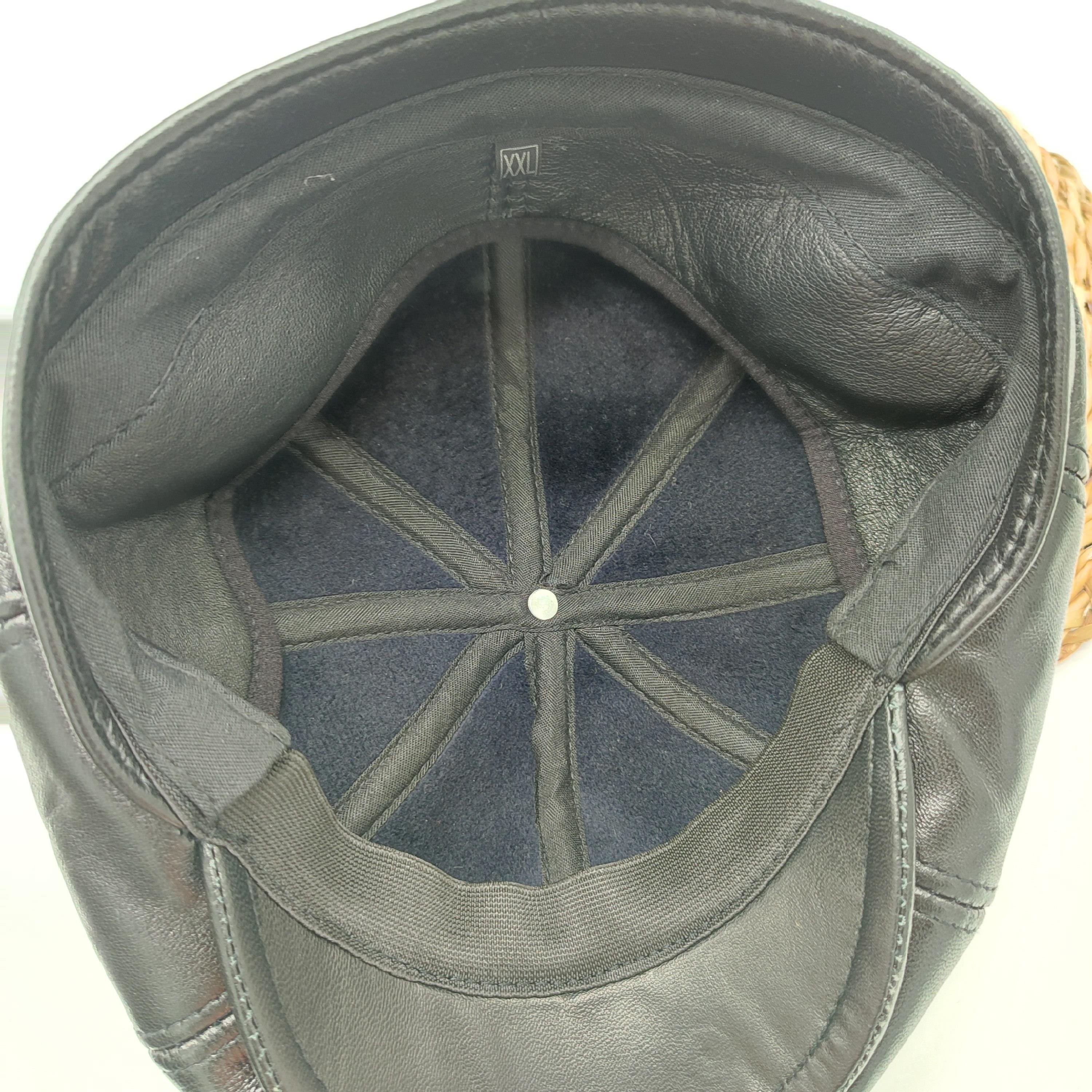 Siyah Renk Sekiz Parça Deri Kasket 