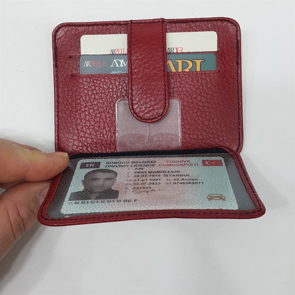 Siyah-Taba-Kahve-Kırmızı Renkte Yatay Model Hakiki Deri Çıtçıtlı Tasarımlı Kartlık