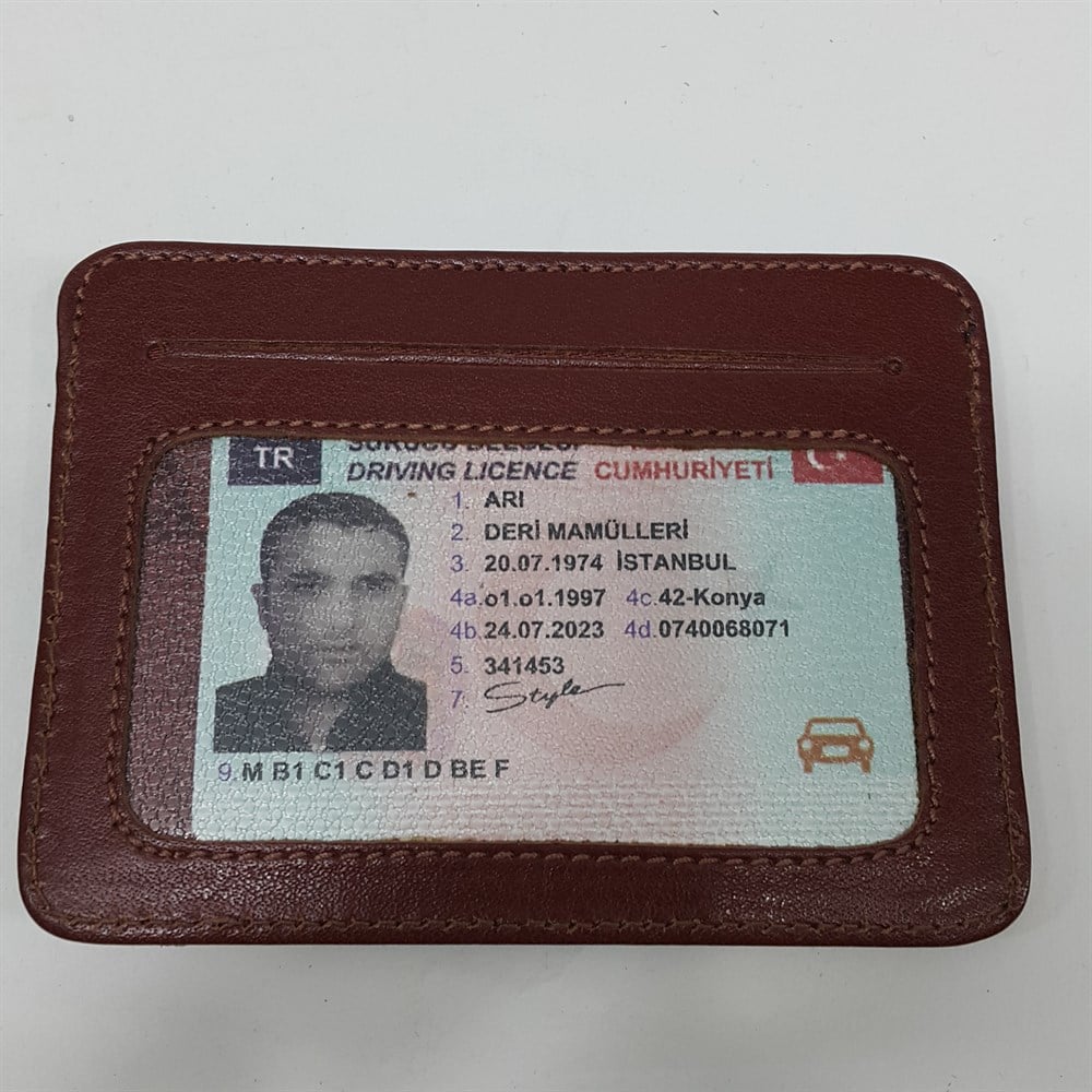 Siyah-Taba-Kahve-Kırmızı Renkte Yatay Model Hakiki Deri Kemerli Kartlık