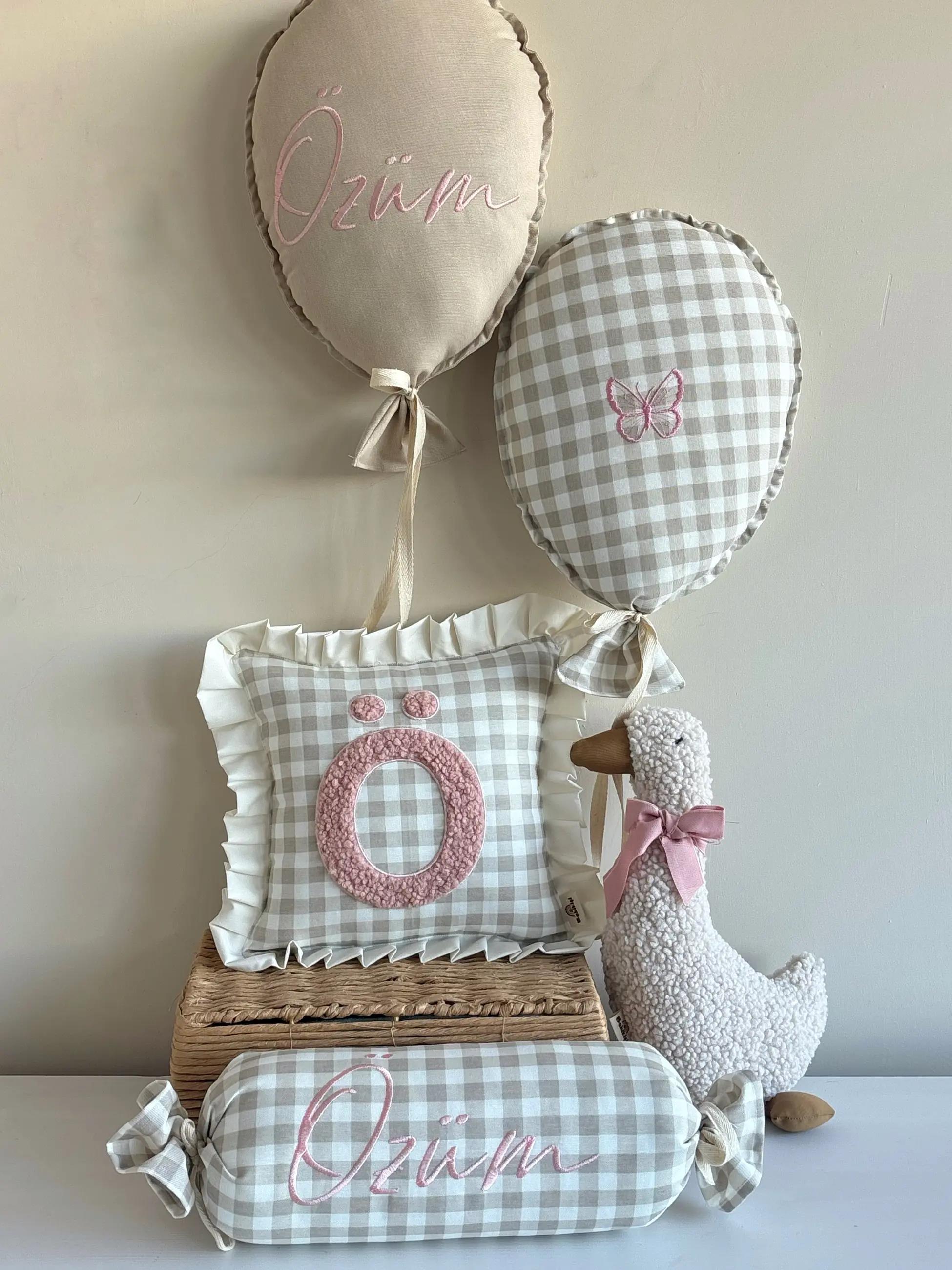DEV SET - PEMBE HAYALLER - 2 BALON 2 YASTIK 1 ÖRDEK-1