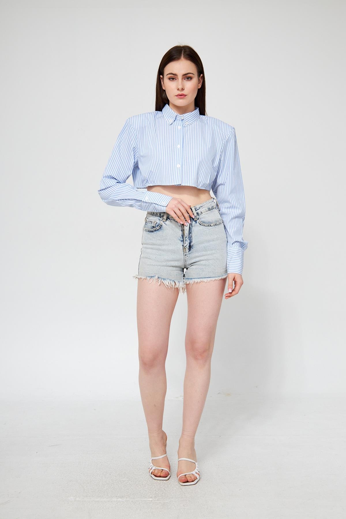 Camenta Kadın Mavi Çizgili Vatkalı Crop Gömlek