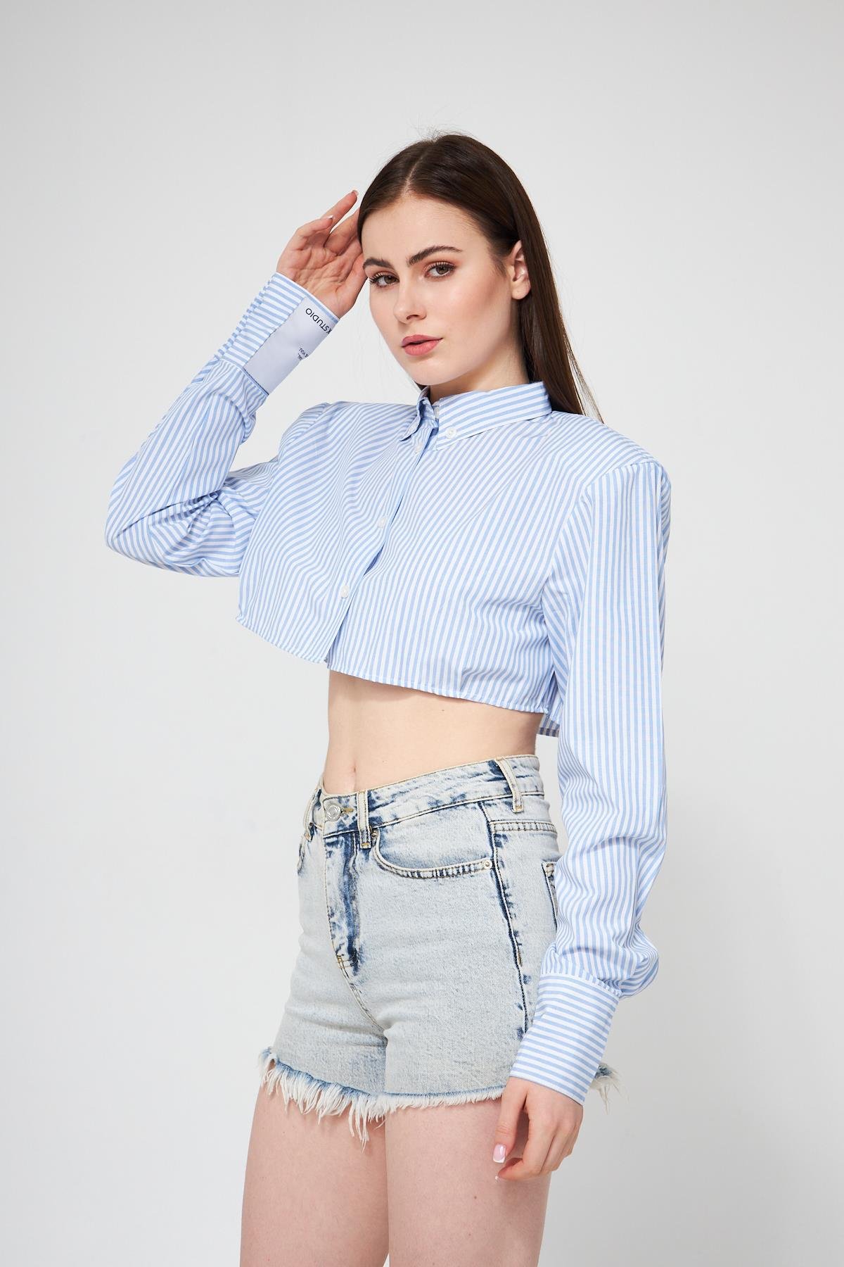 Camenta Kadın Mavi Çizgili Vatkalı Crop Gömlek