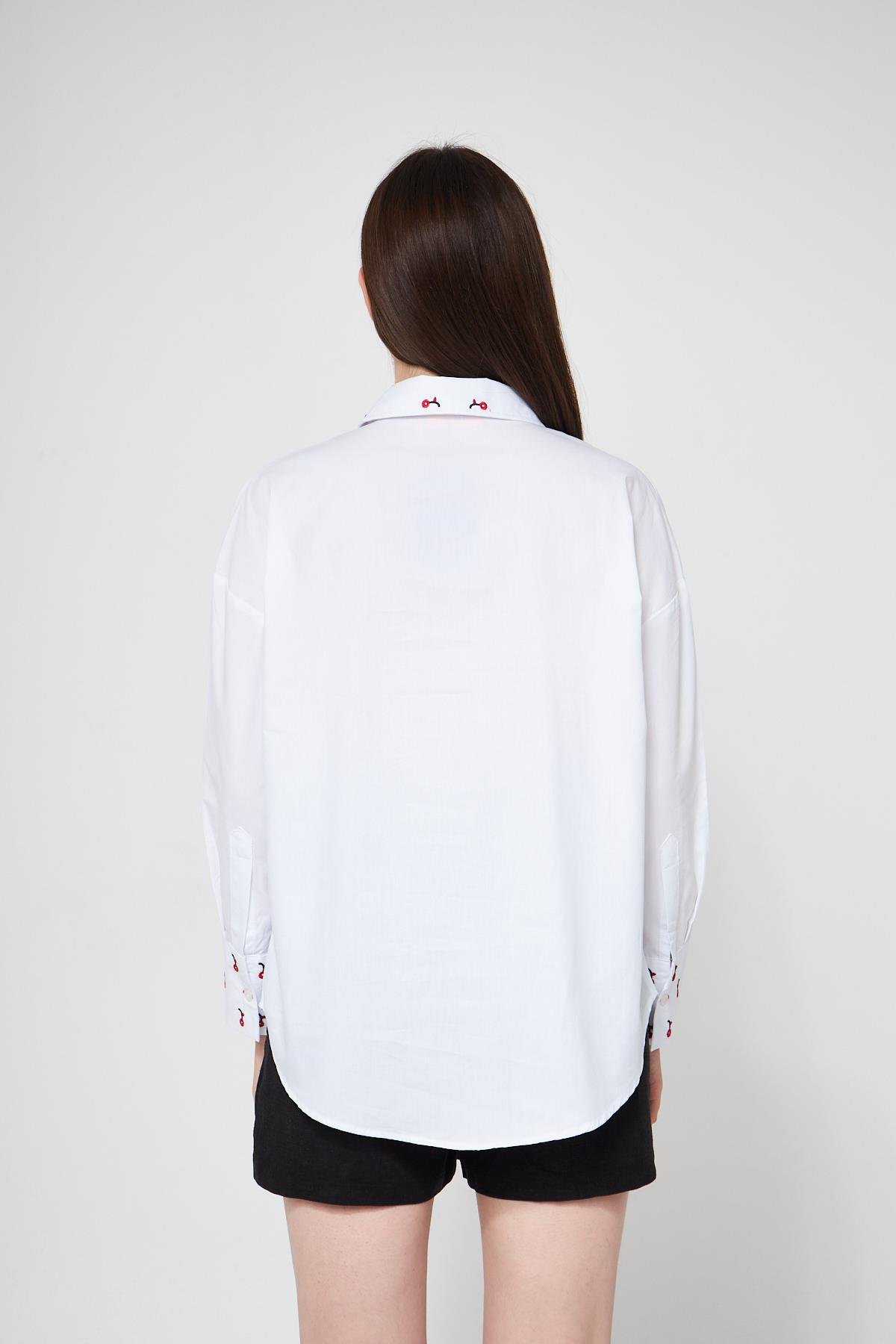 Camenta Nakış Detaylı Beyaz Poplin Gömlek