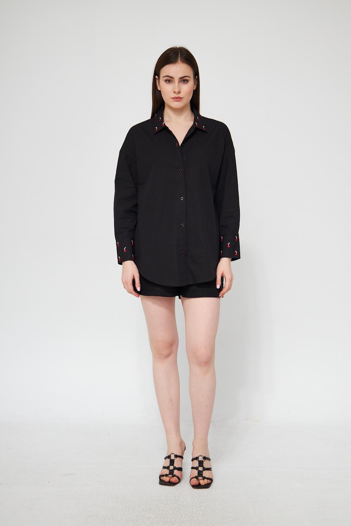 Camenta Nakış Detaylı Siyah Poplin Gömlek