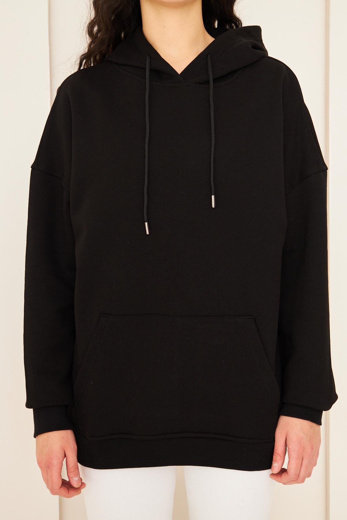 Camenta Siyah 3 İplik Şardonlu Sırt Baskılı Kanguru Cepli Oversize Kadın Sweatshirt