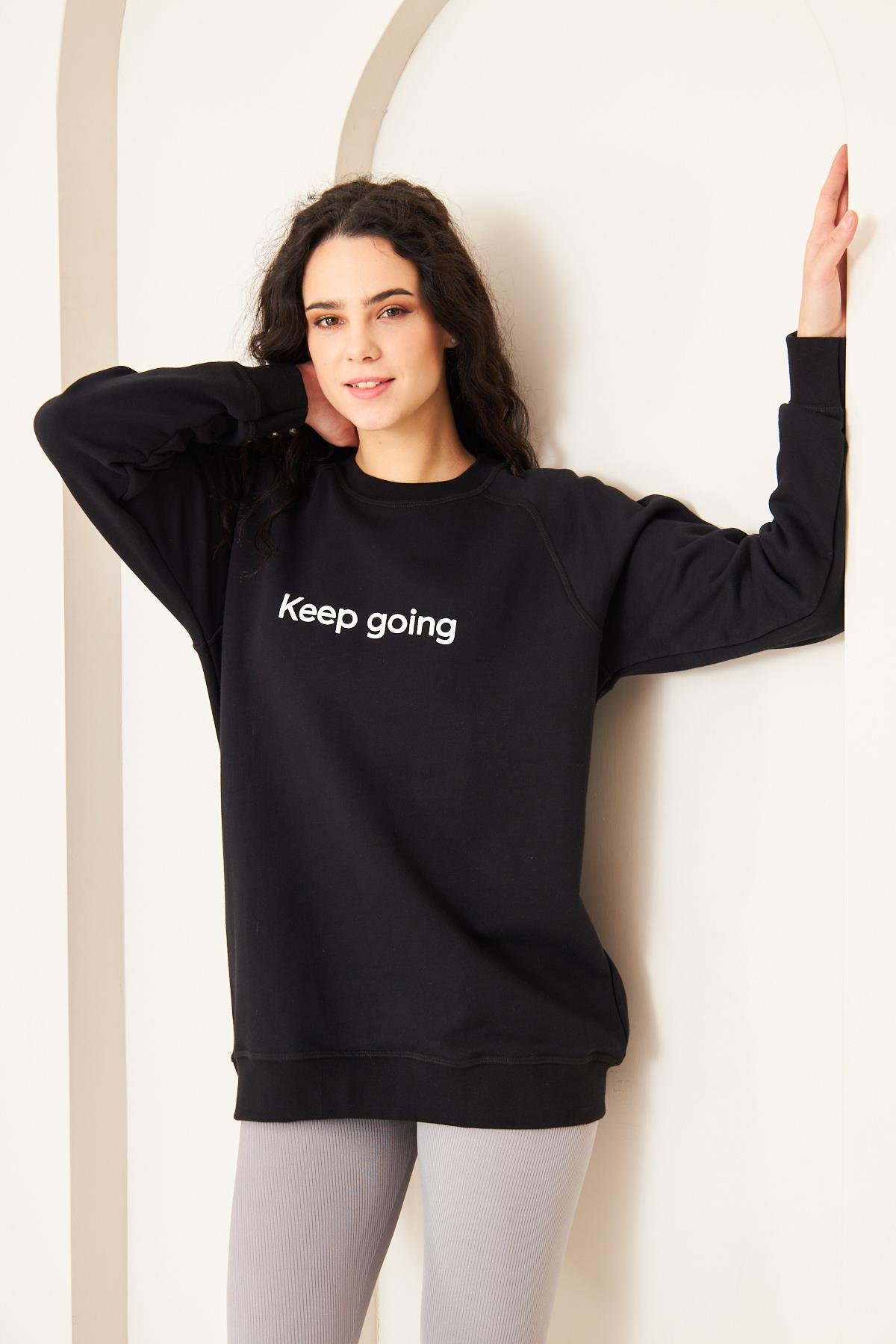Camenta Siyah Keep Going Baskılı Oversize Kadın Sweatshirt