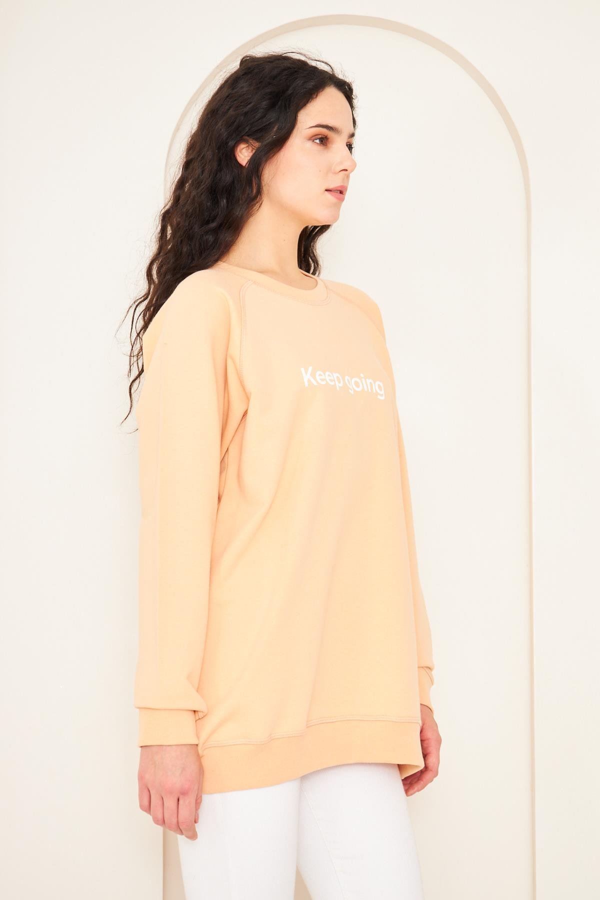 Camenta Somon Keep Going Baskılı Oversize Kadın Sweatshirt