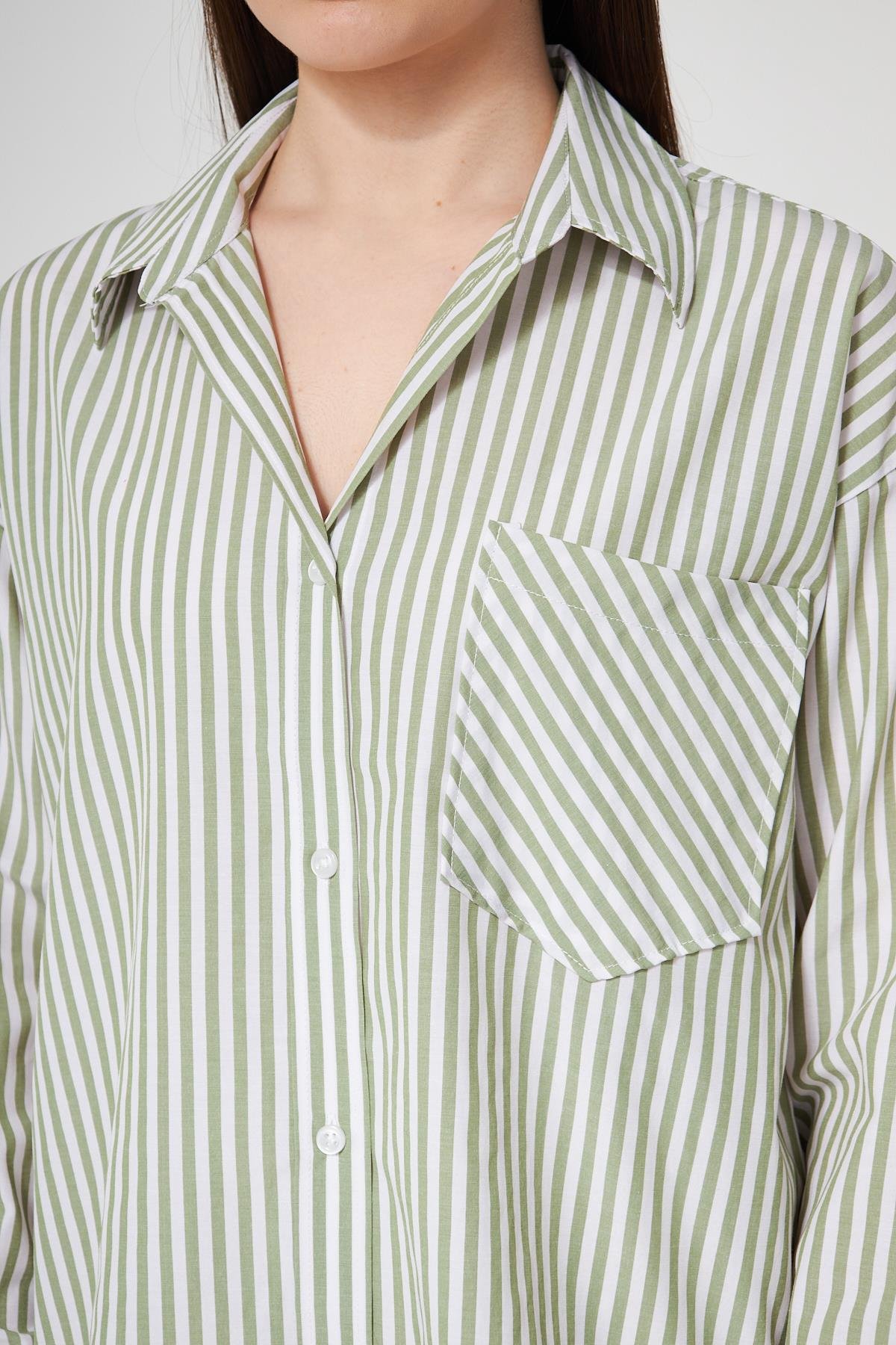 Camenta Yeşil Beyaz Çizgili Poplin Gömlek
