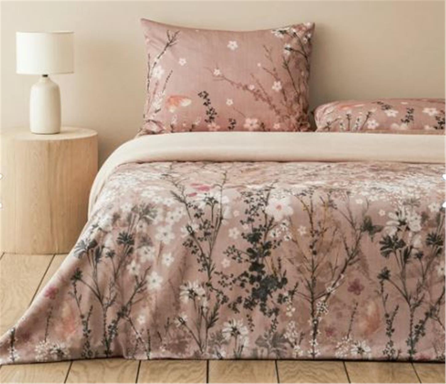 10040579002English Home Sweet Spring Çift Kişilik Nevresim Takımı 200x220 Cm