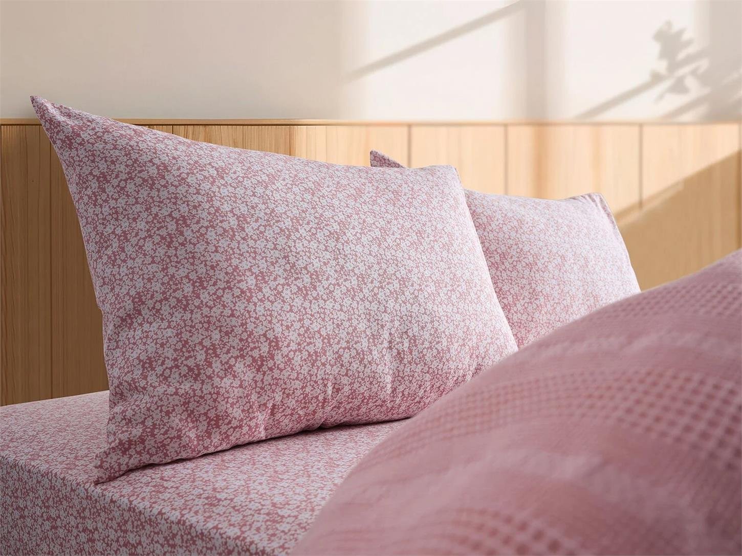 2Q9PKTLRTT0020002Doqu Home Ç Loretta Pike Pudra