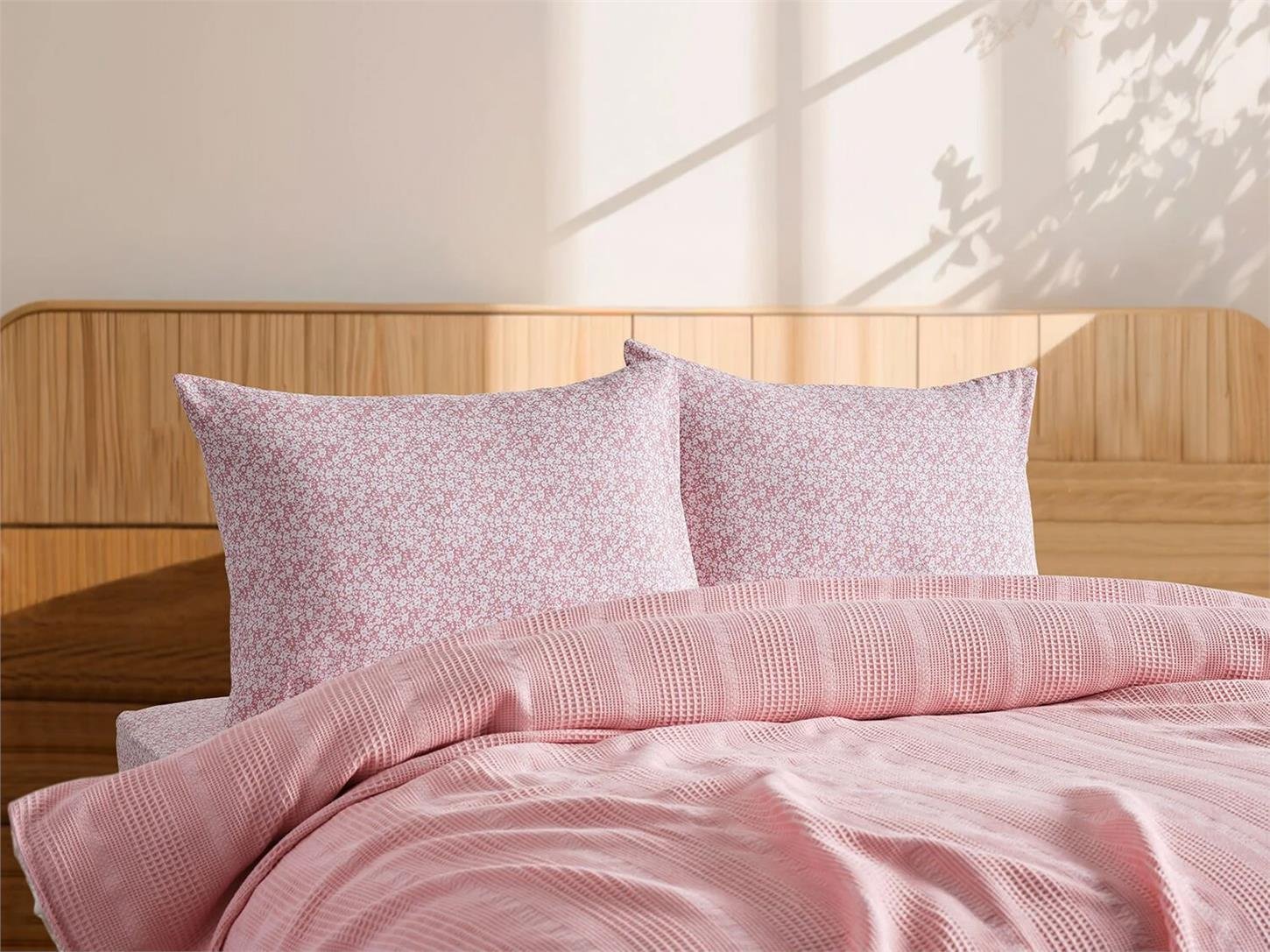 2Q9PKTLRTT0020002Doqu Home Ç Loretta Pike Pudra