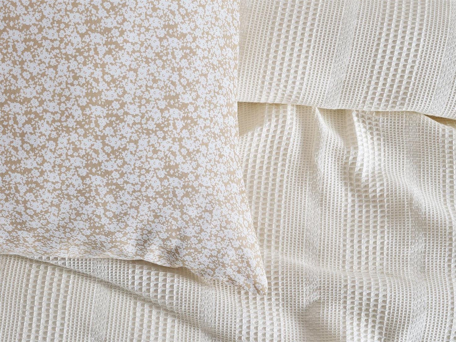 2Q9PKTLRTT0020003Doqu Home Ç Loretta Pike Ekru