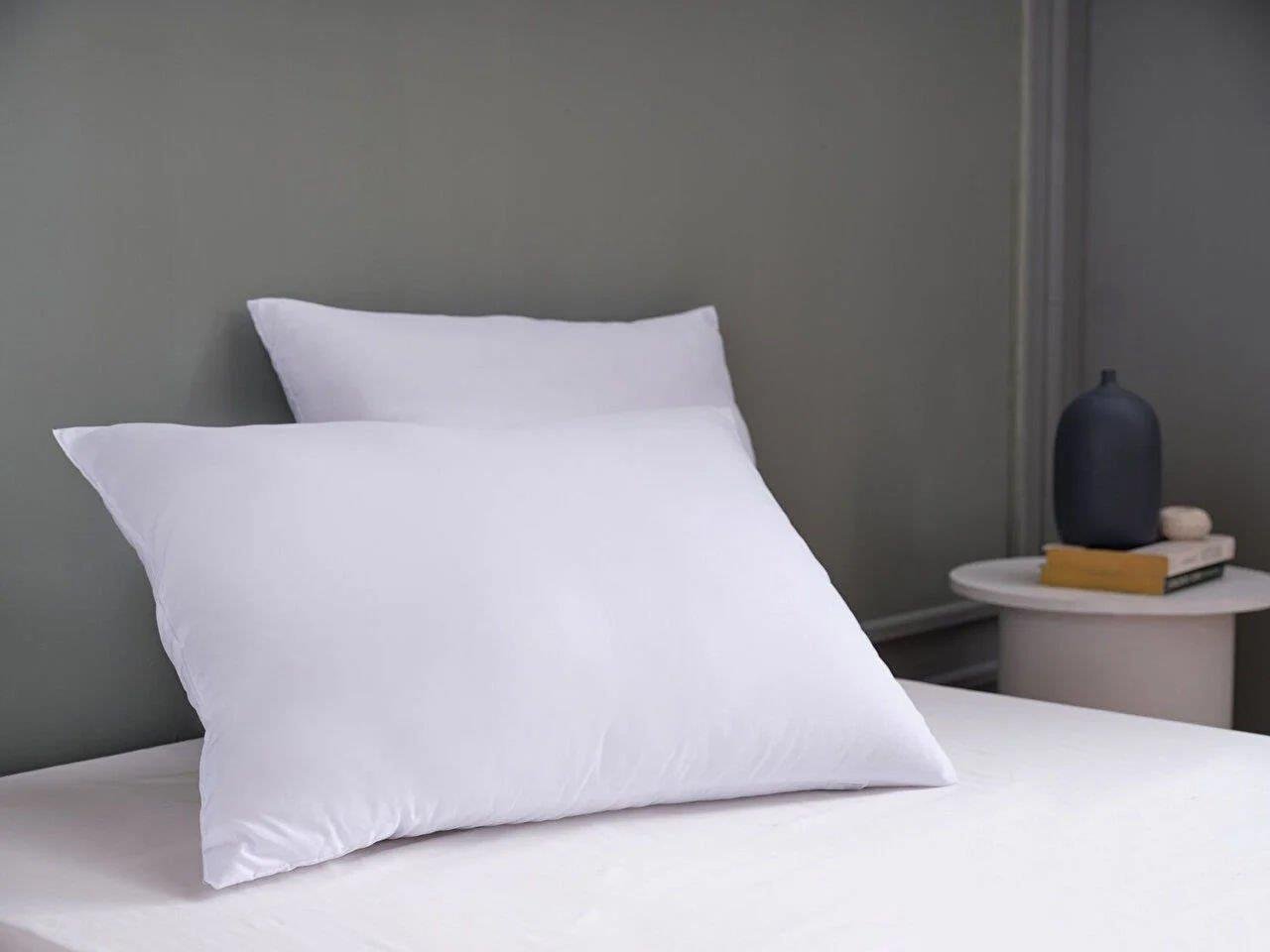 Doqu Home Whiteline Microfiber Yastık
