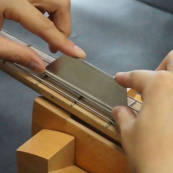 Hosco Japan H-Zone-L Elmas Perde Tesfiye Aparatı Geniş