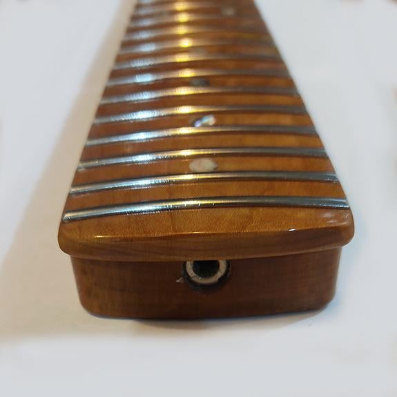 Roasted Maple Tek Parça 22 Perde A Grade Flame Strat Sap