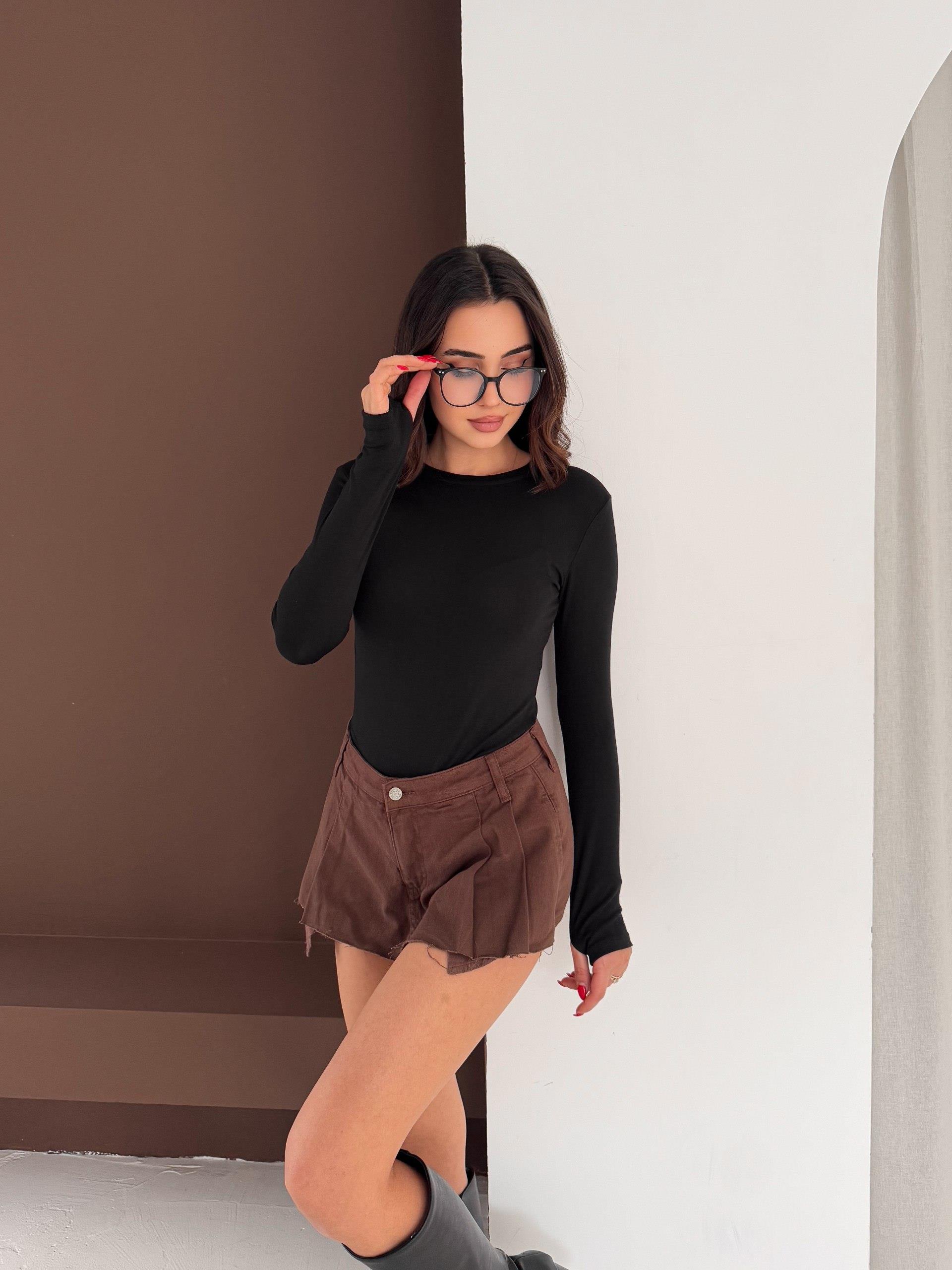 Kadın Bisiklet Yaka Uzun Kollu Parmak Geçme Detaylı Altı Çıtçıtlı Full Likralı Buzzy Body 