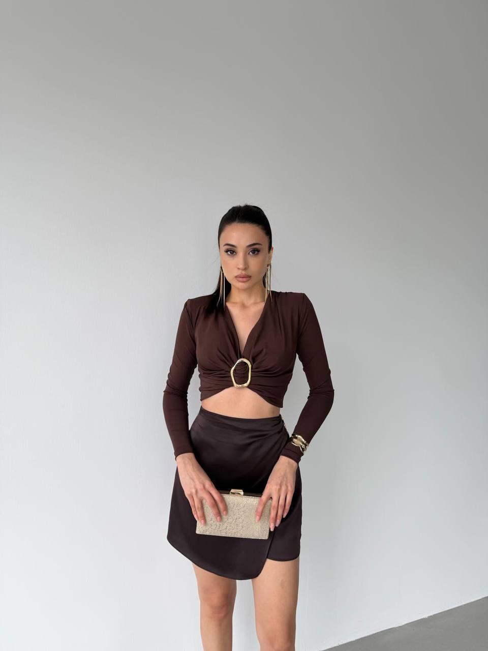 Kadın Dalgıç Kumaş Tokalı Vatkalı Crop Bluz