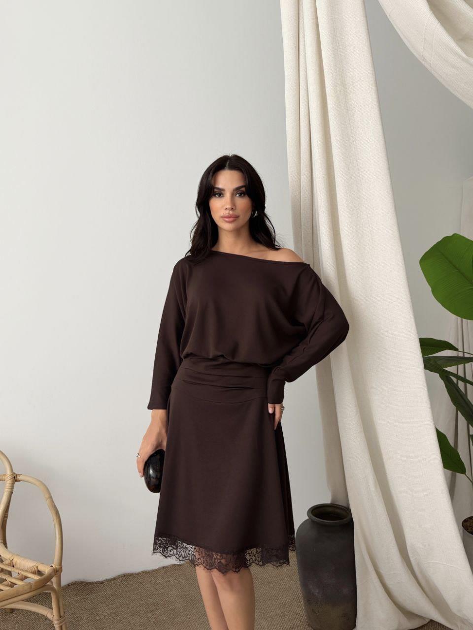 Kadın Dantelli Bel Drape Detaylı Kayık Yaka Modal Kumaş Midi Elbise