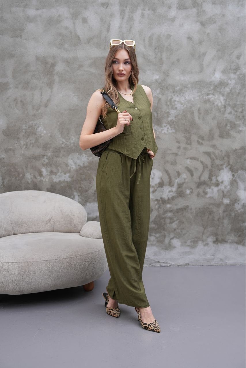Kadın İthal Çilek Modal Dokuma Yelek ve Boru Paça Pantolon Takım