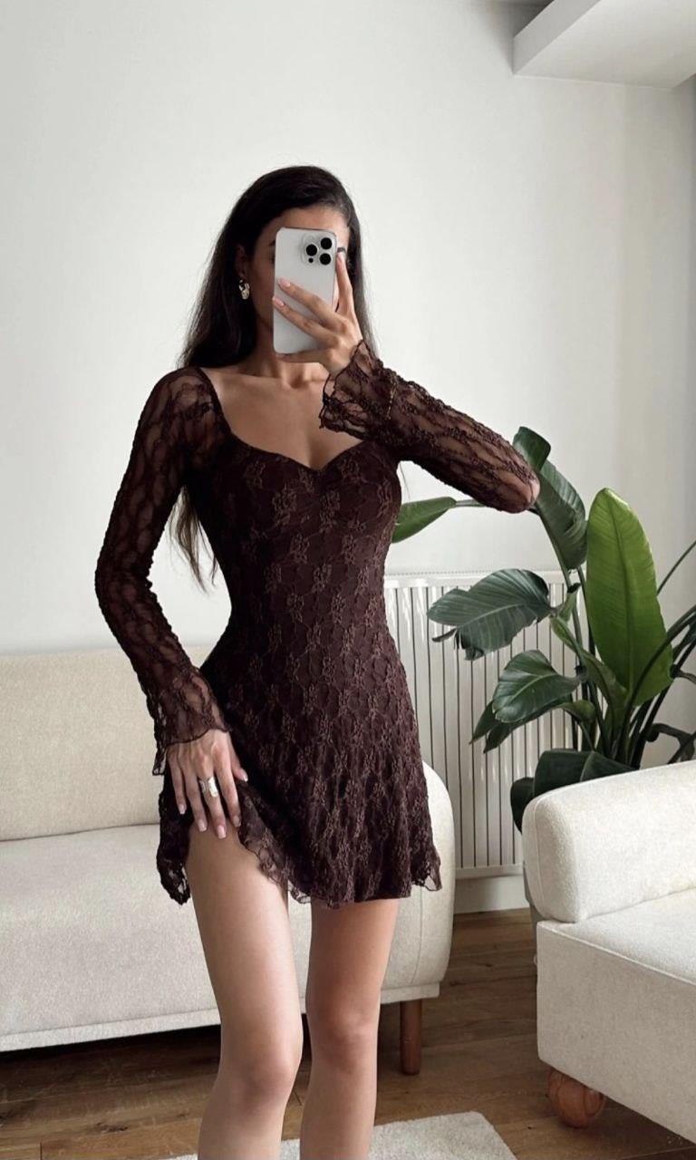 Kadın Kalp Yaka Astarlı Dantel Mini Elbise – Şıklığın En Romantik Yorumu