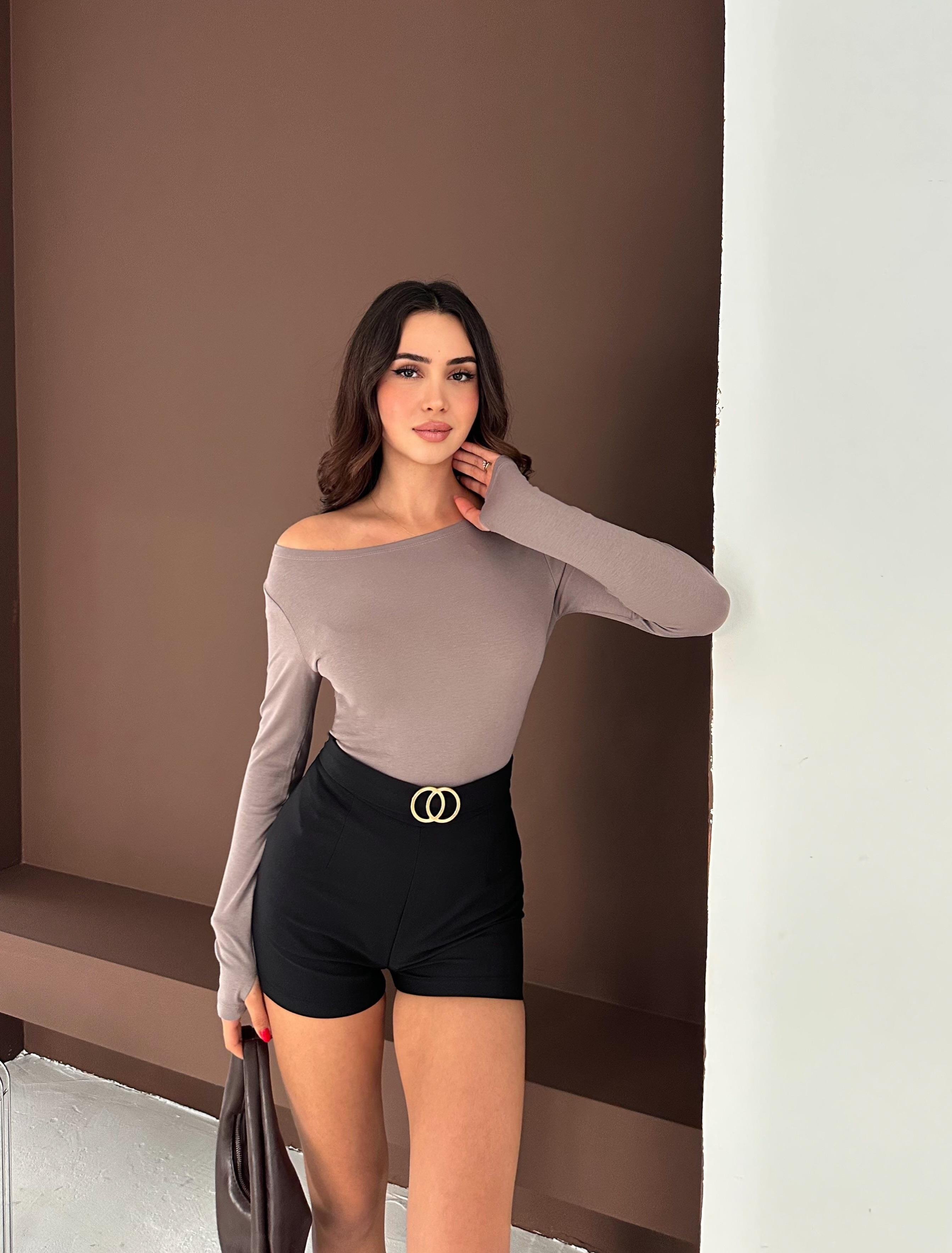 Kadın Kayık Yaka Parmak Geçmeli Uzun Kollu Full Likralı Pamuk Viskon Buzzy Body Tişort