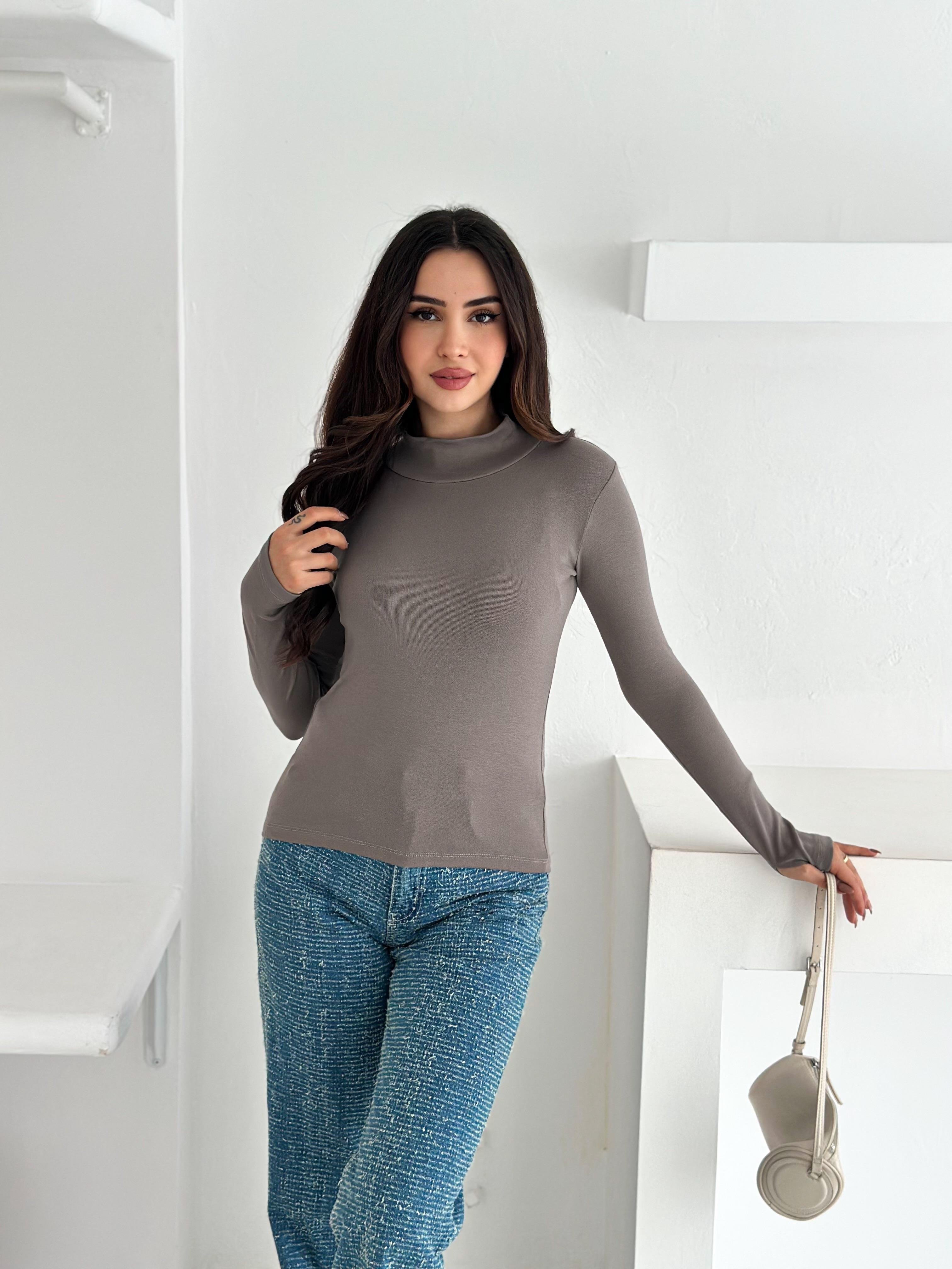 Kadın Yarım Balıkçı Yaka Parmak Geçmeli Full Likralı Buzz Body